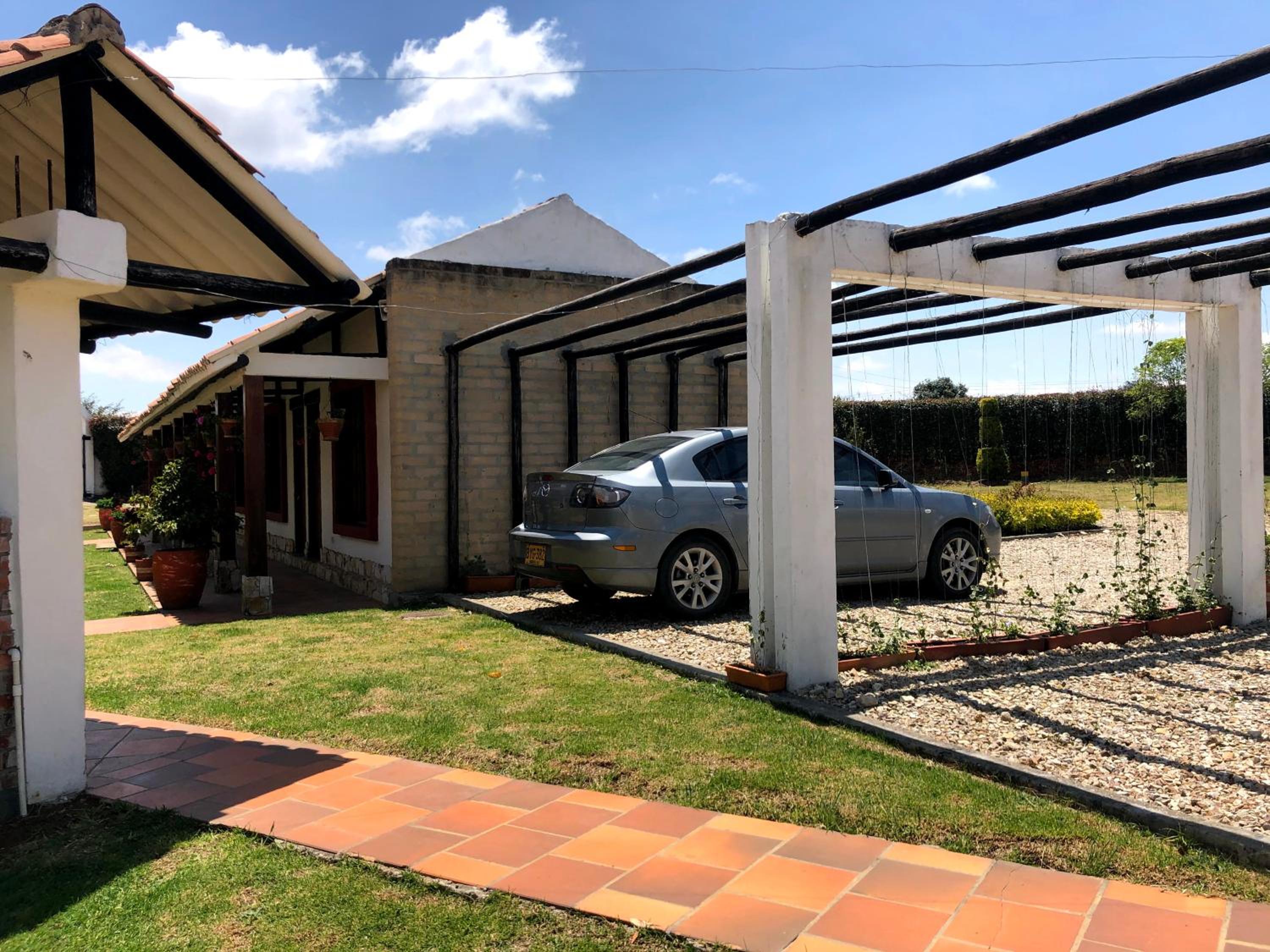 Villa Mariana - Casa Campestre Privada - Hasta 16 Personas