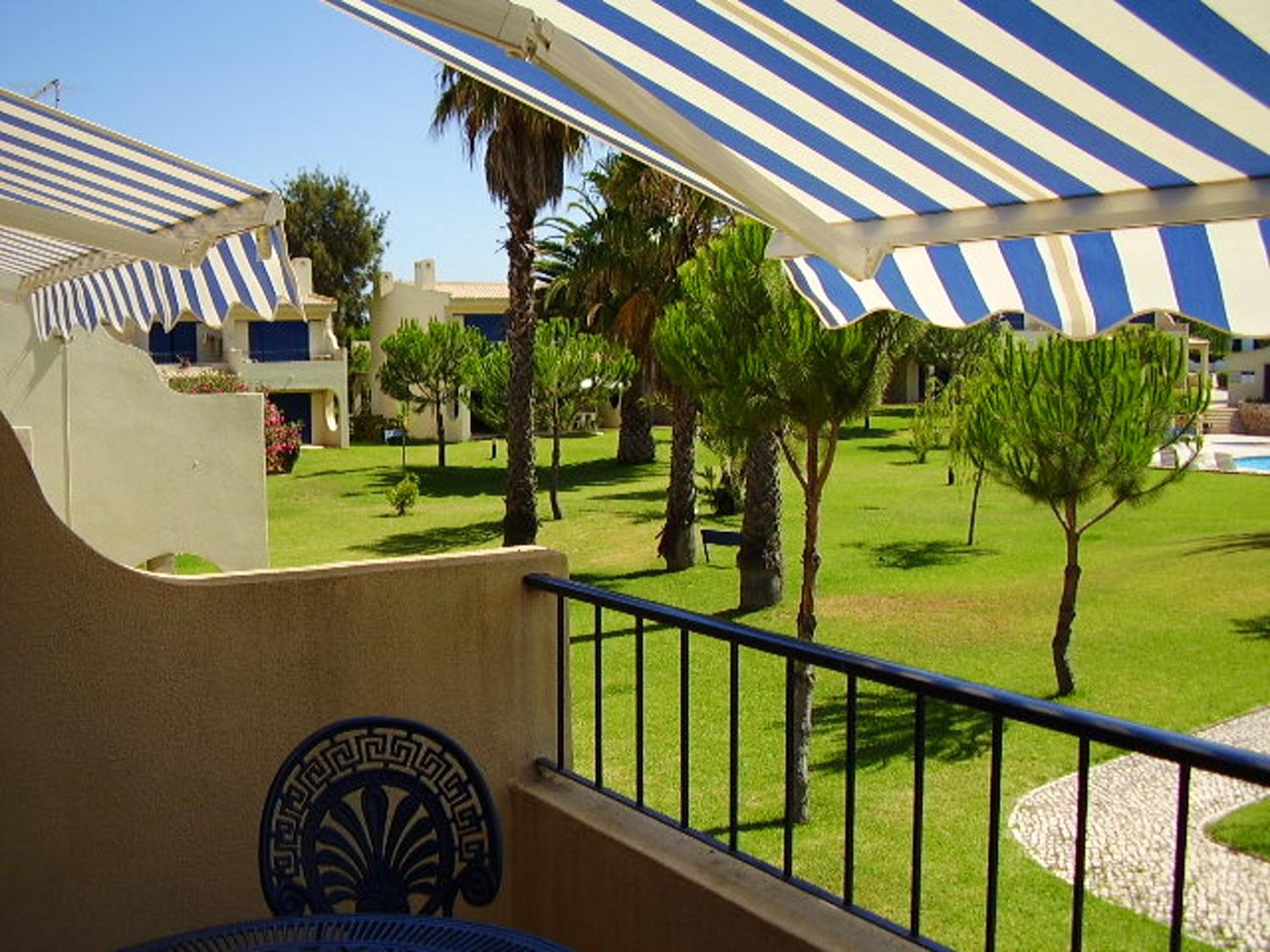 Charming house in Alvor with shared pool