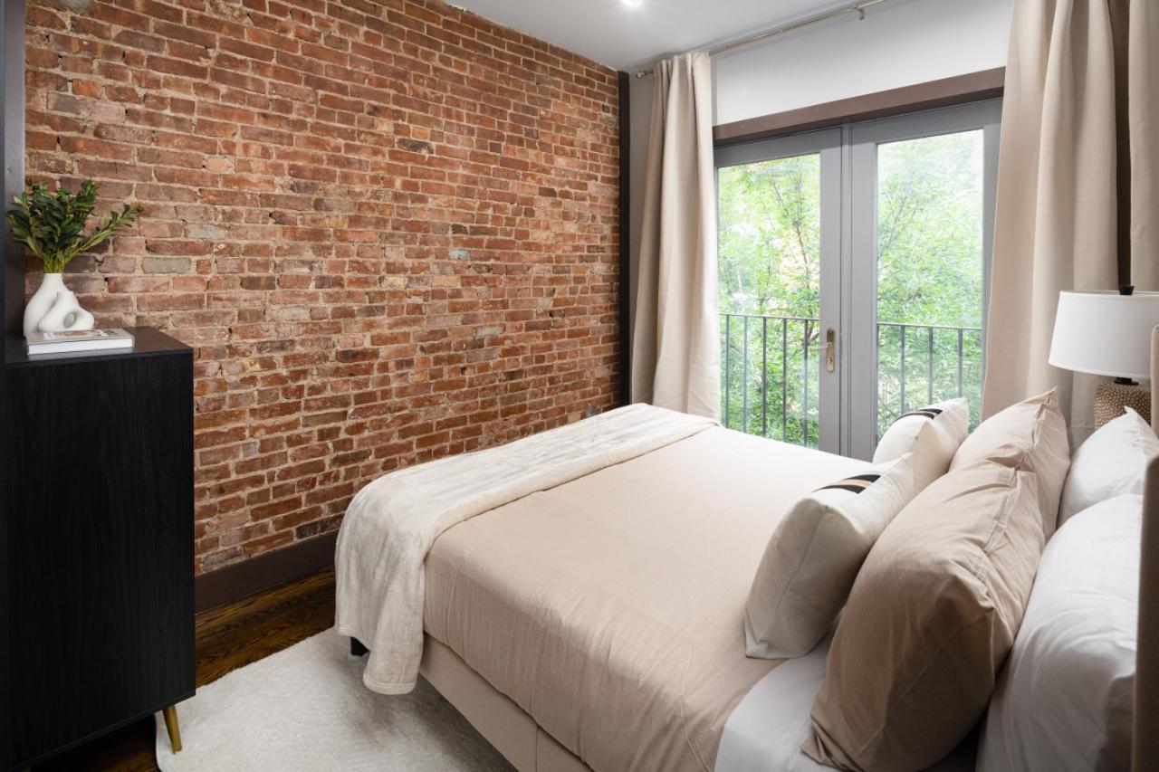 Modern Luxury 3BD and 2BA in the Heart of East Village