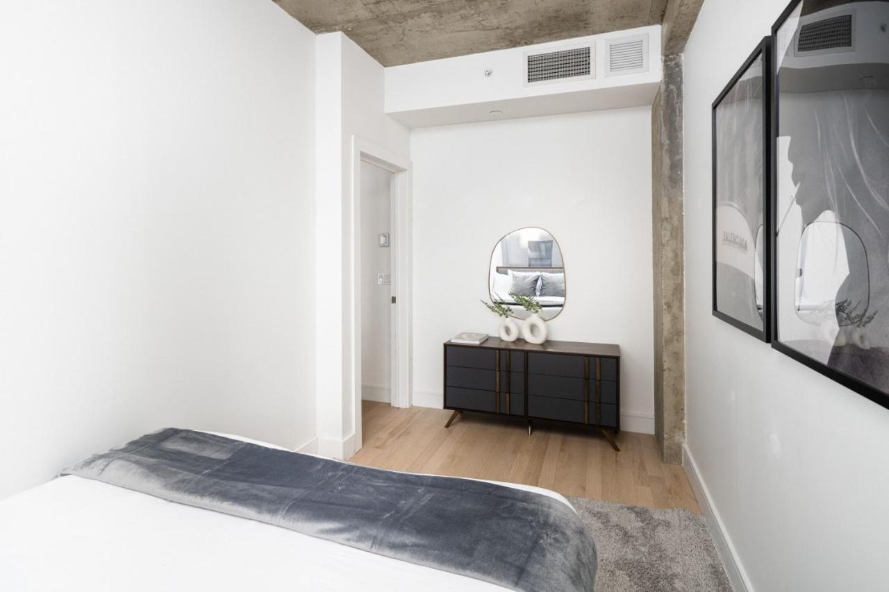 Chic and Spacious 2BD Apt with washer and dryer in unit