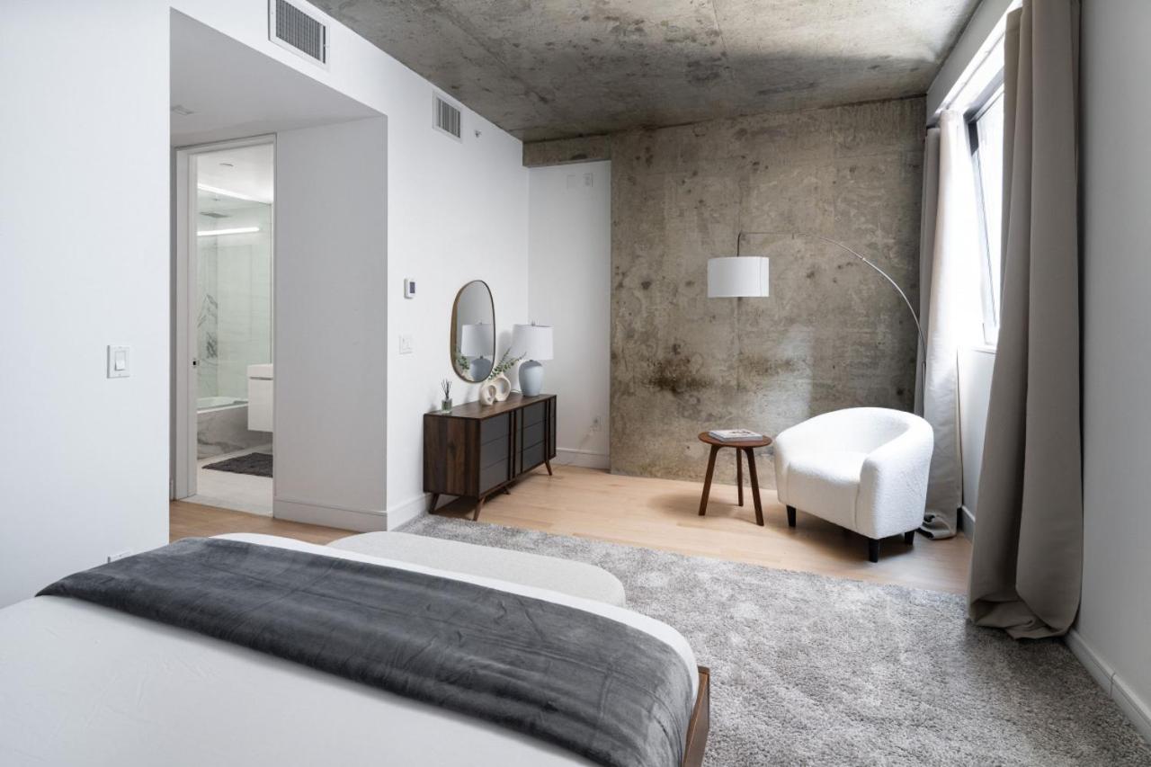 Chic and Spacious 2BD Apt with washer and dryer in unit