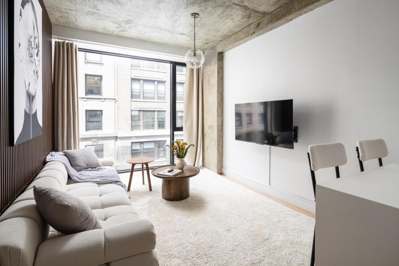 Chic and Spacious 2BD Apt with washer and dryer in unit
