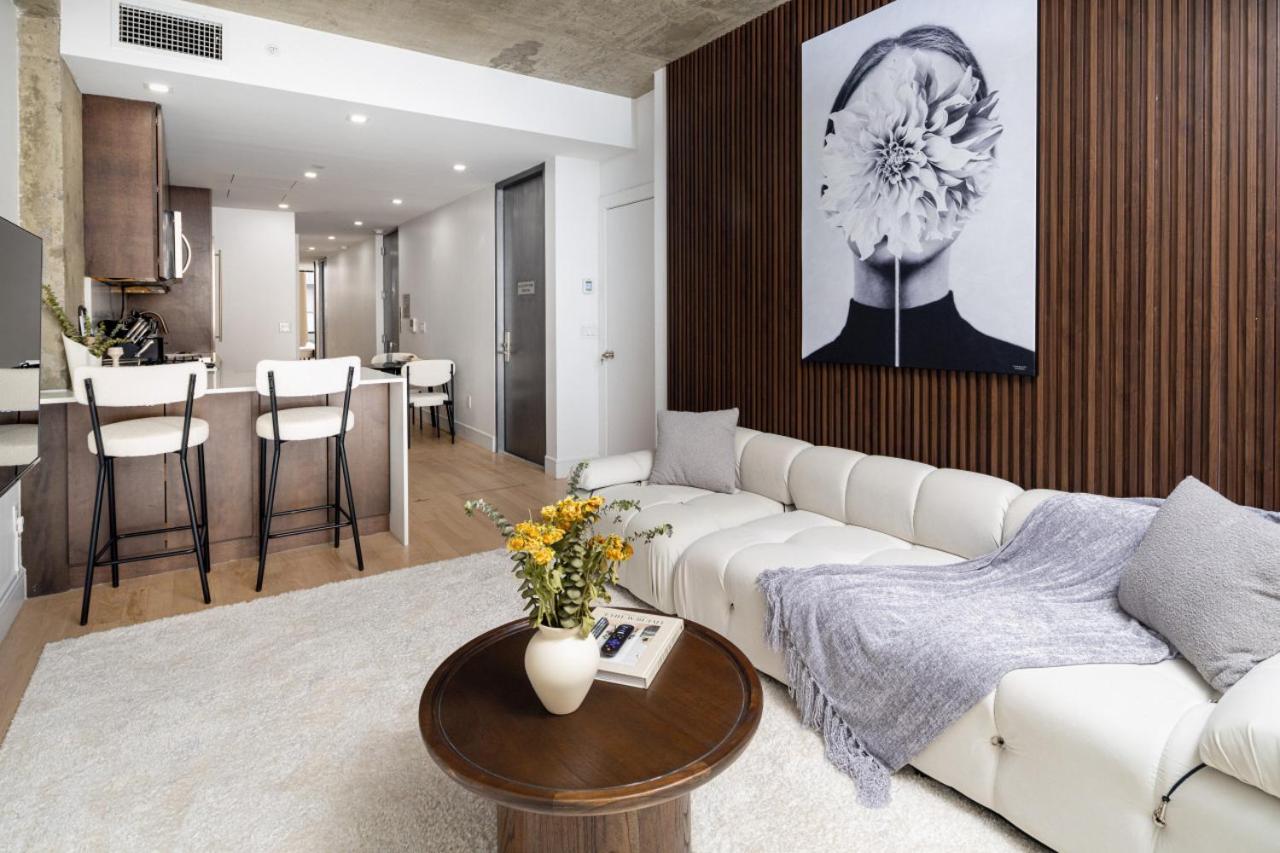 Chic and Spacious 2BD Apt with washer and dryer in unit