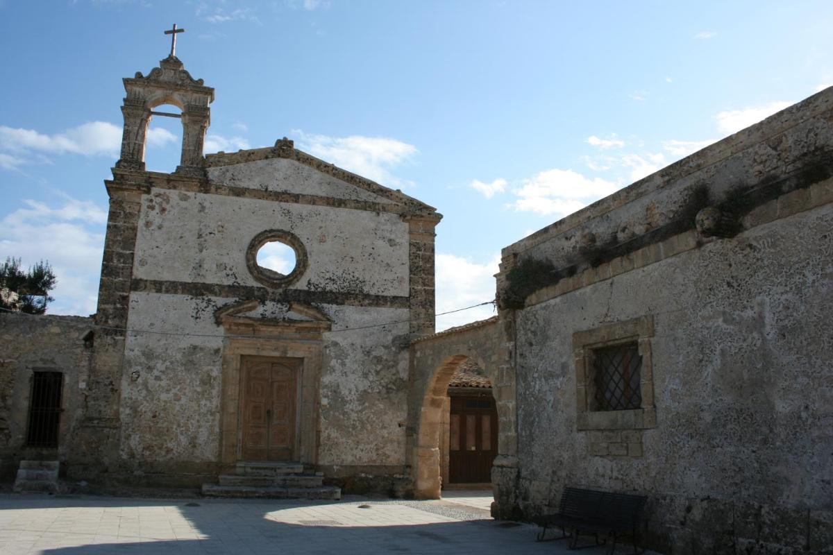 Photo 68