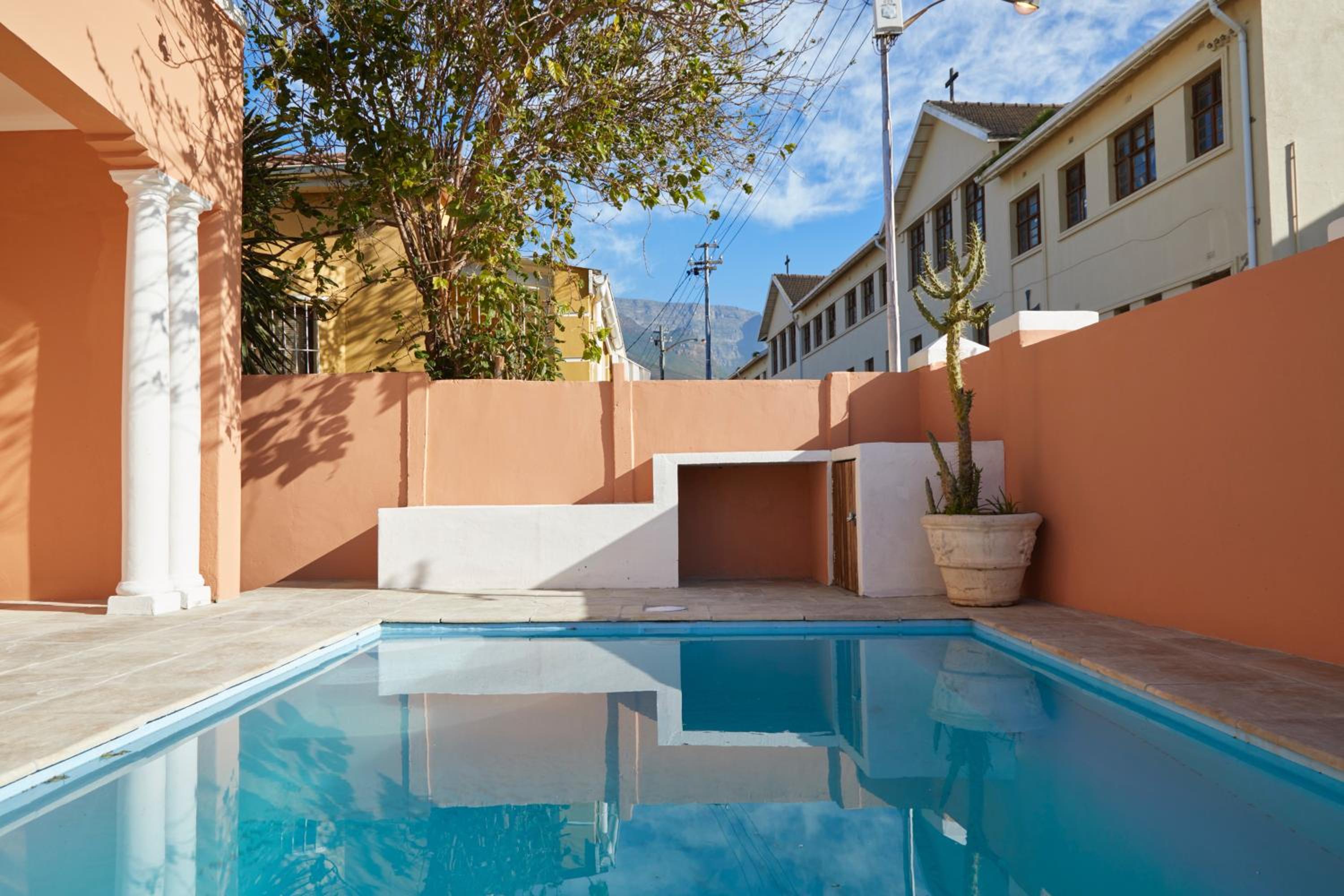 City Club Guesthouse