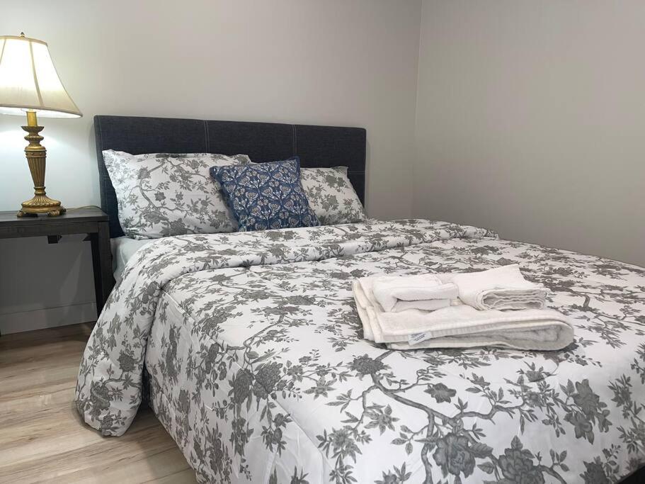 Fully Furnished CozyTwo Bedroom