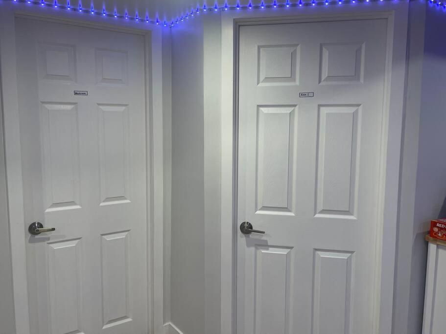 Fully Furnished CozyTwo Bedroom