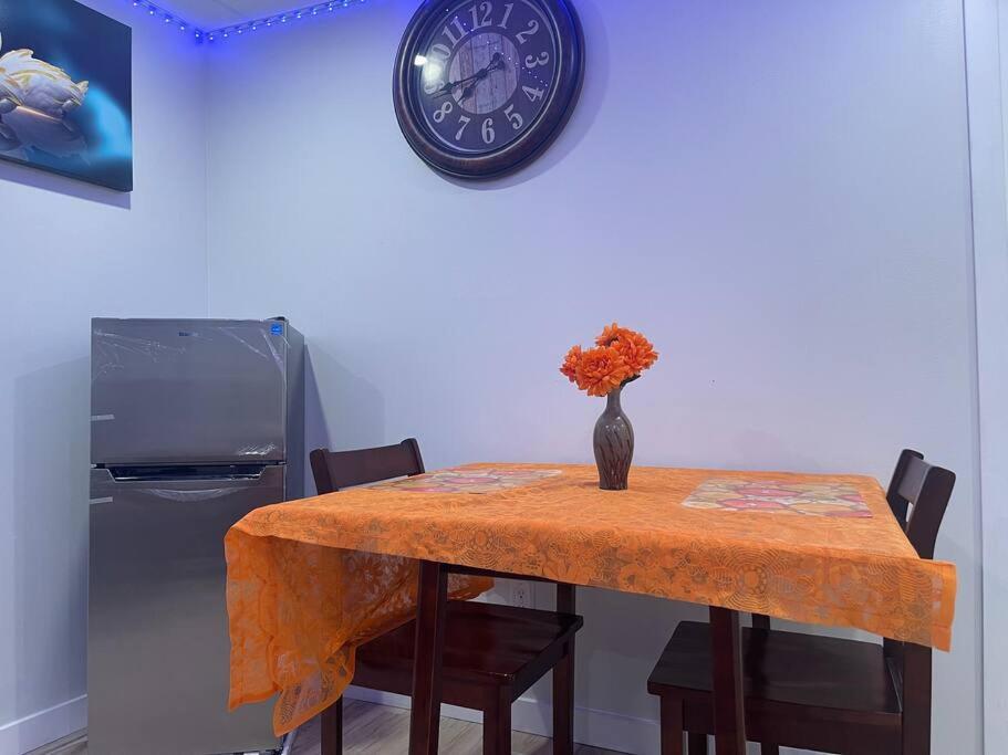 Fully Furnished CozyTwo Bedroom