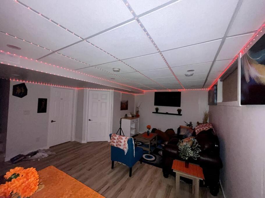 Fully Furnished CozyTwo Bedroom