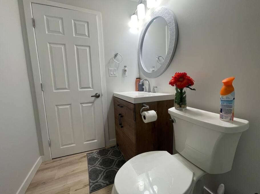 Fully Furnished CozyTwo Bedroom