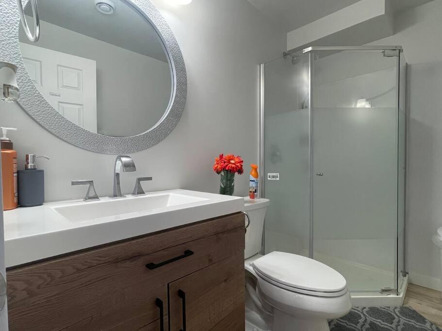 Fully Furnished CozyTwo Bedroom