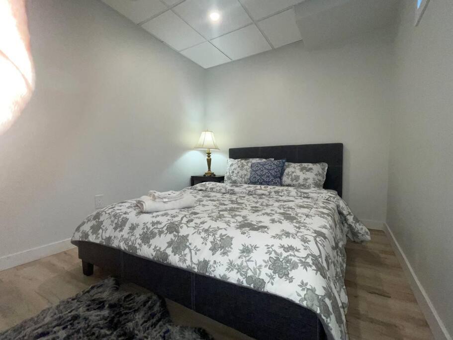 Fully Furnished CozyTwo Bedroom