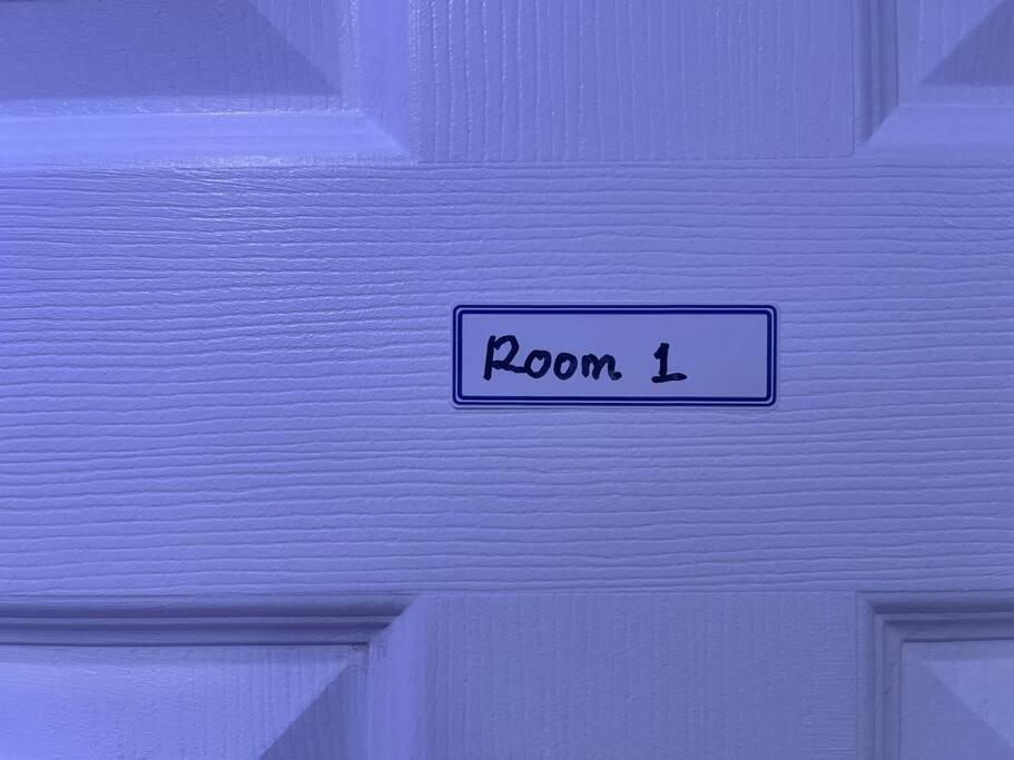 Fully Furnished CozyTwo Bedroom