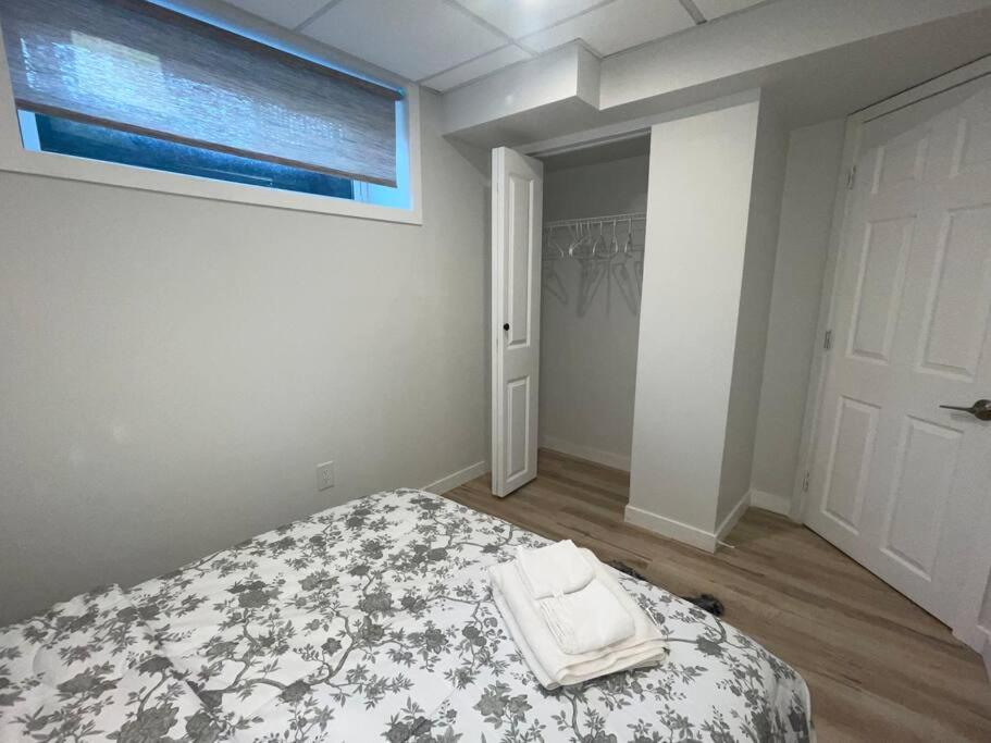Fully Furnished CozyTwo Bedroom