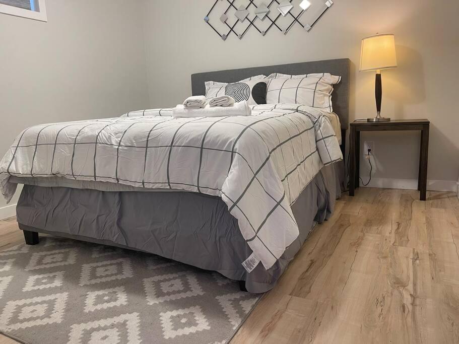 Fully Furnished CozyTwo Bedroom