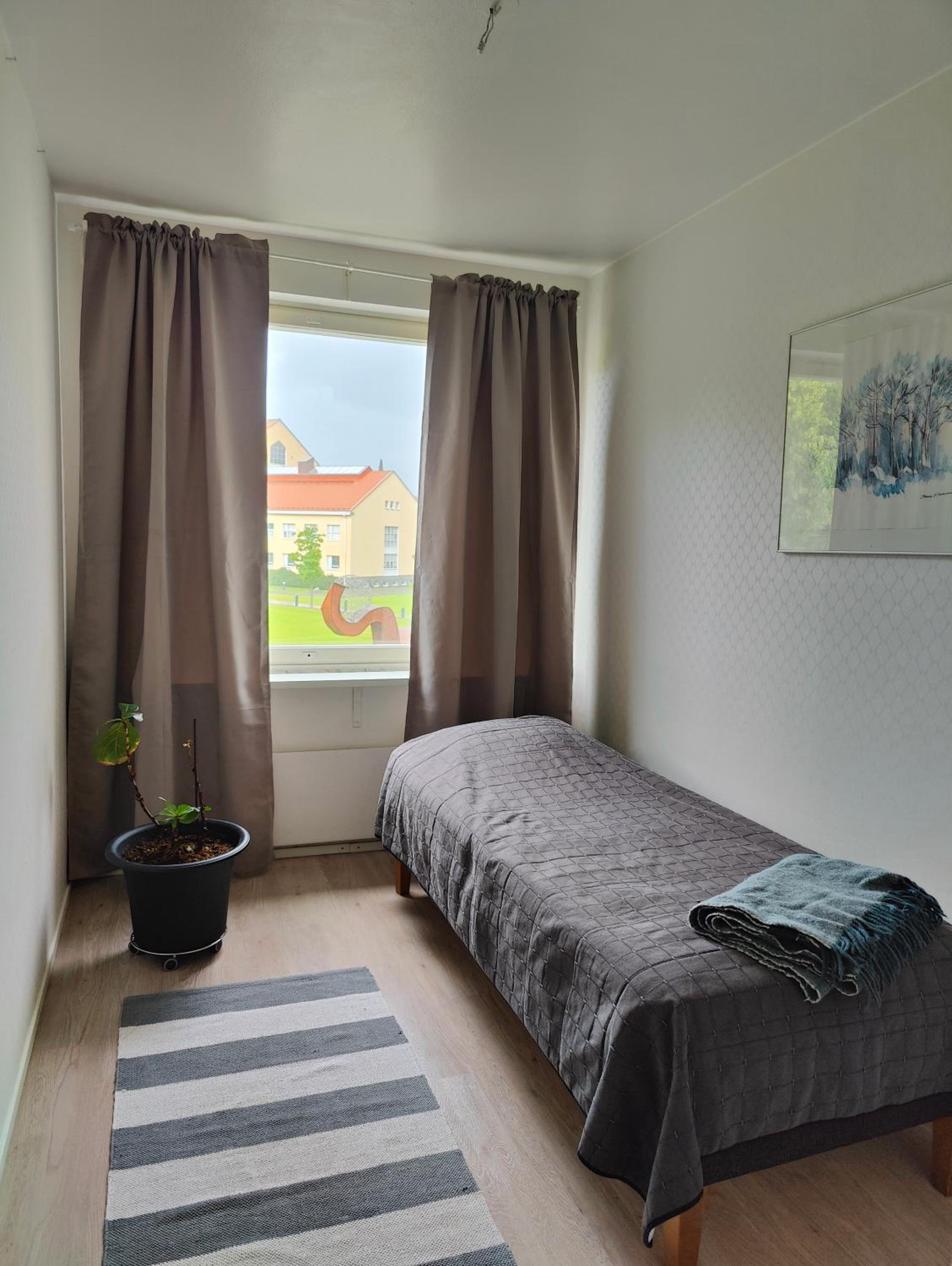 Two bedroom apartment close to city center