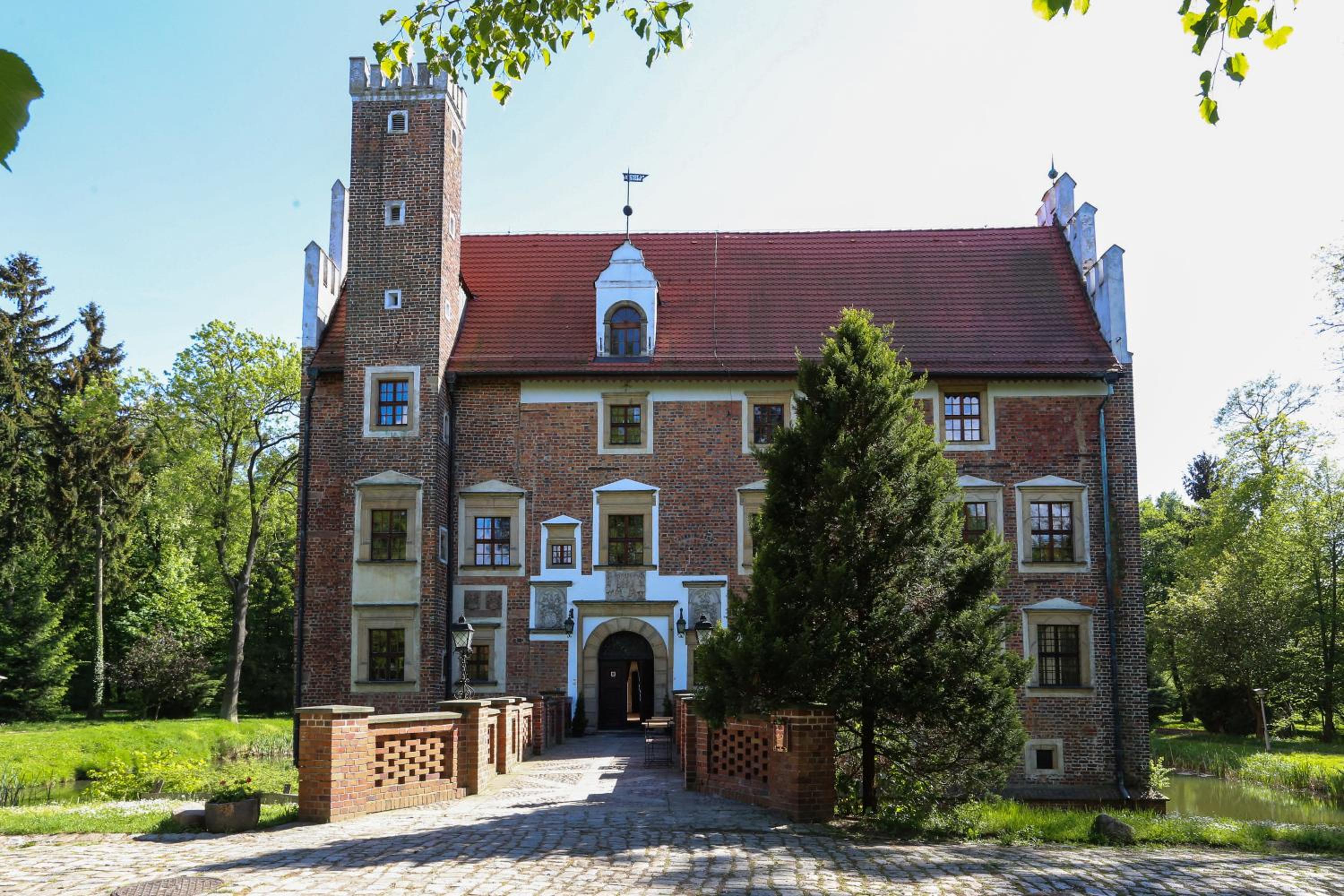 Zamek na wodzie w Wojnowicach view 5