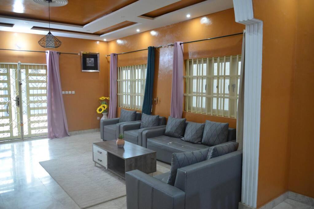 Spacieuse maison à Calavi - Comme chez vous