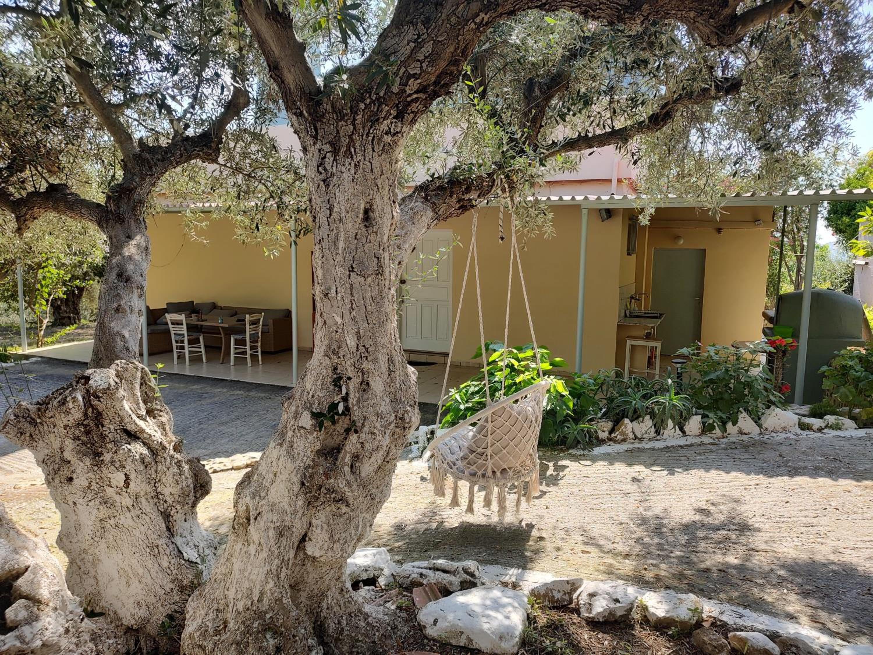 Anatolika Stamatis Paradise