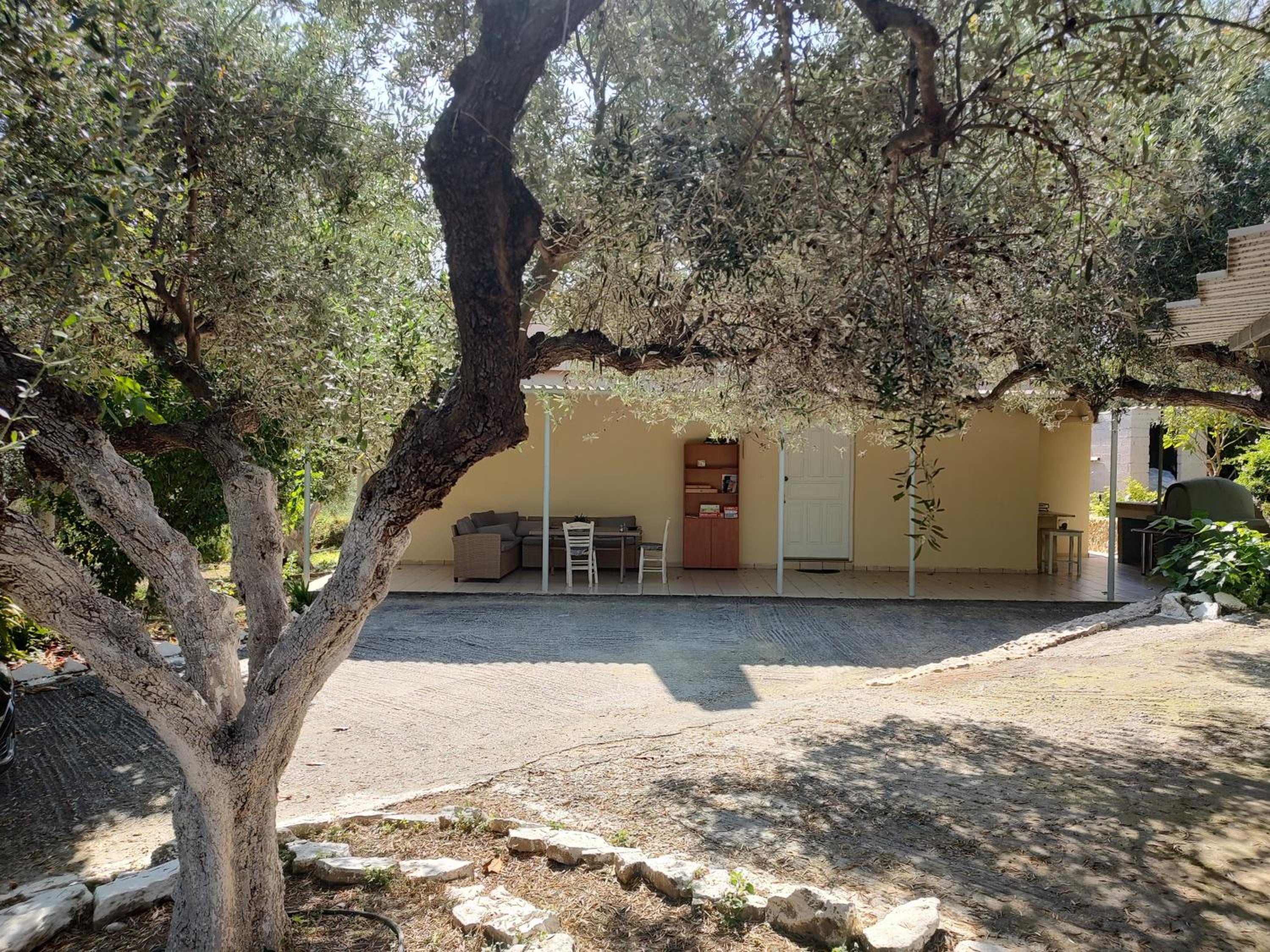 Anatolika Stamatis Paradise