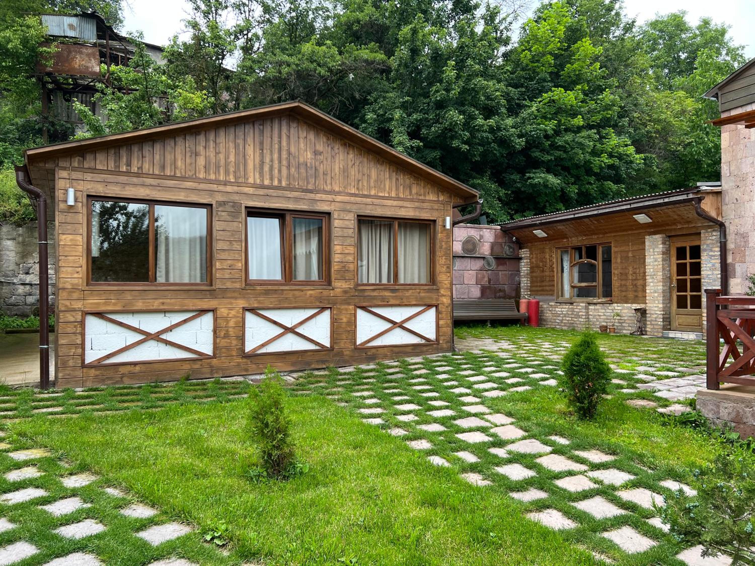 Balkonchik GuestHouse