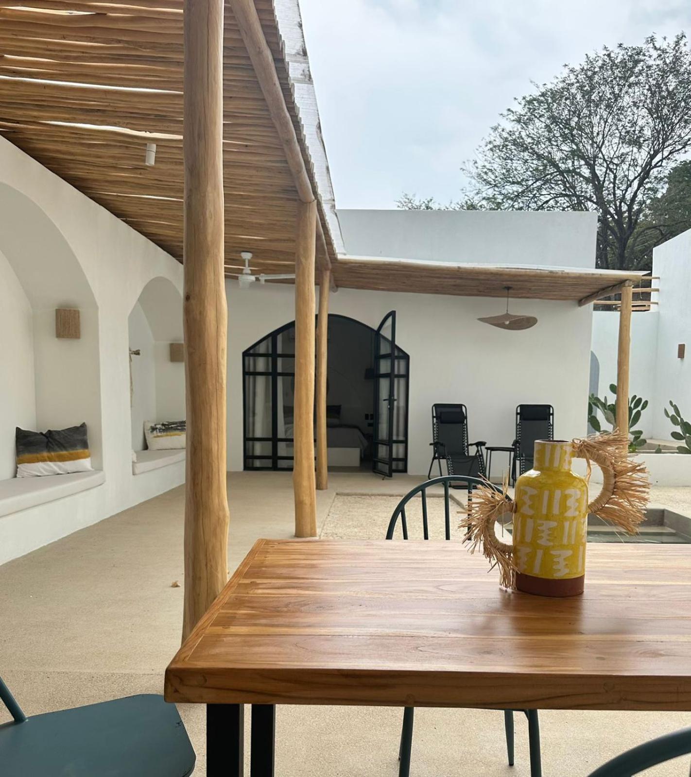 Las Guapas Villas Tamarindo
