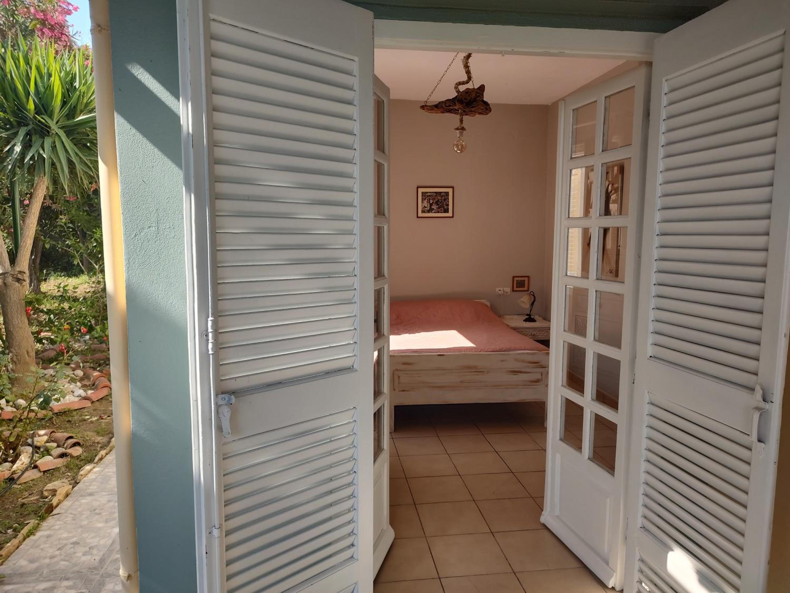 Anatolika Stamatis Paradise
