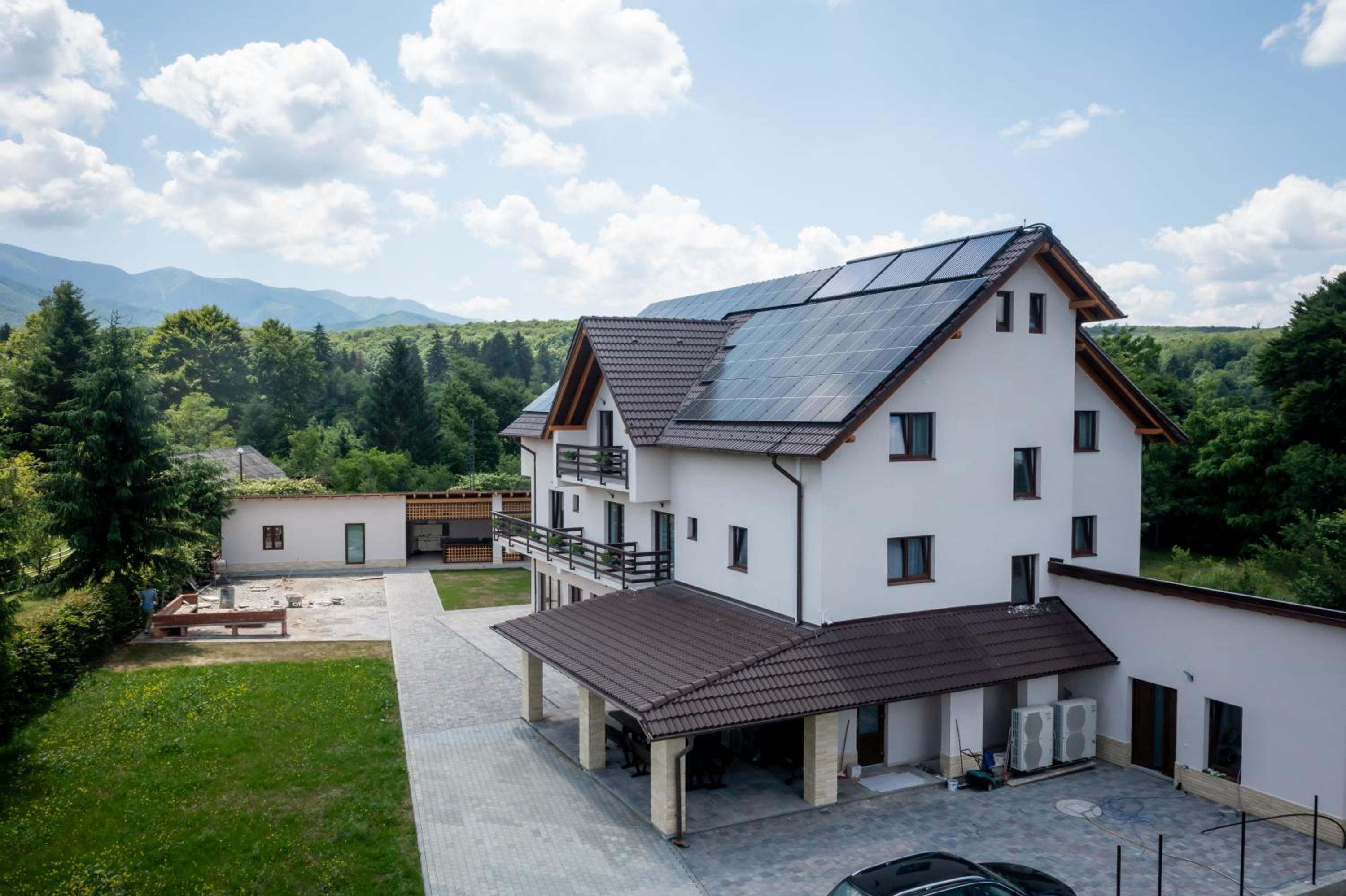 Evergreen Chalet