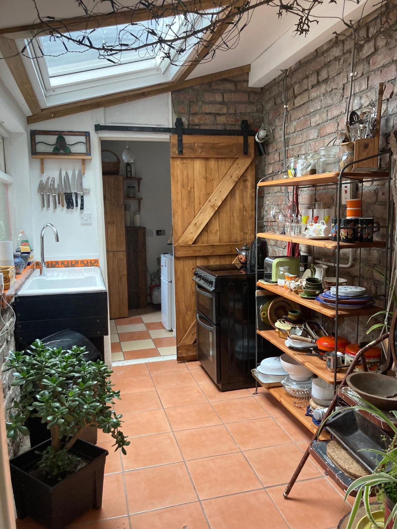 Unique Bohemian Artist Townhouse view 3