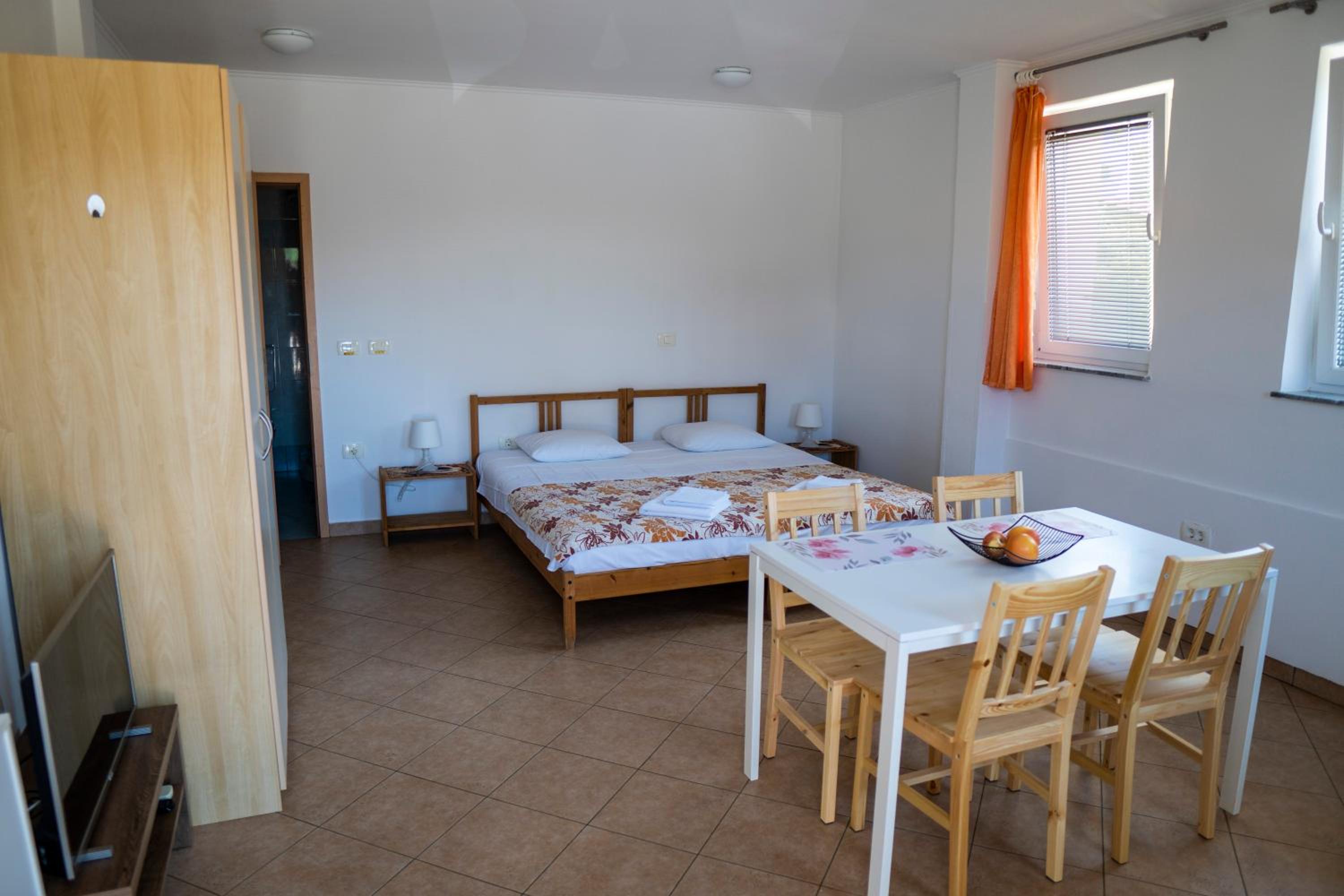 Apartments Dani