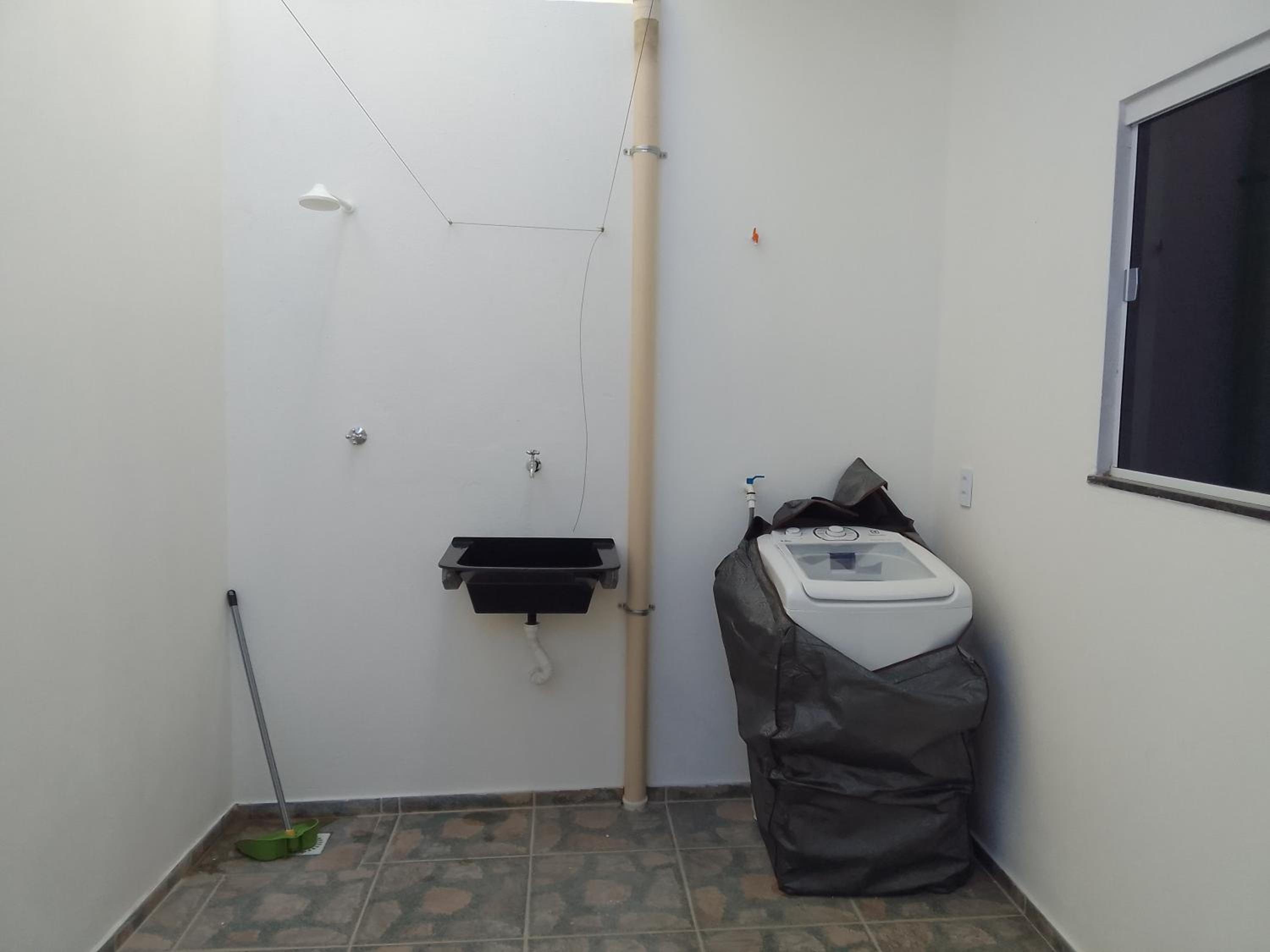 Estrela Apartamento 2 terreo - Quarto e sala com cozinha americana na praia do prea-Ce