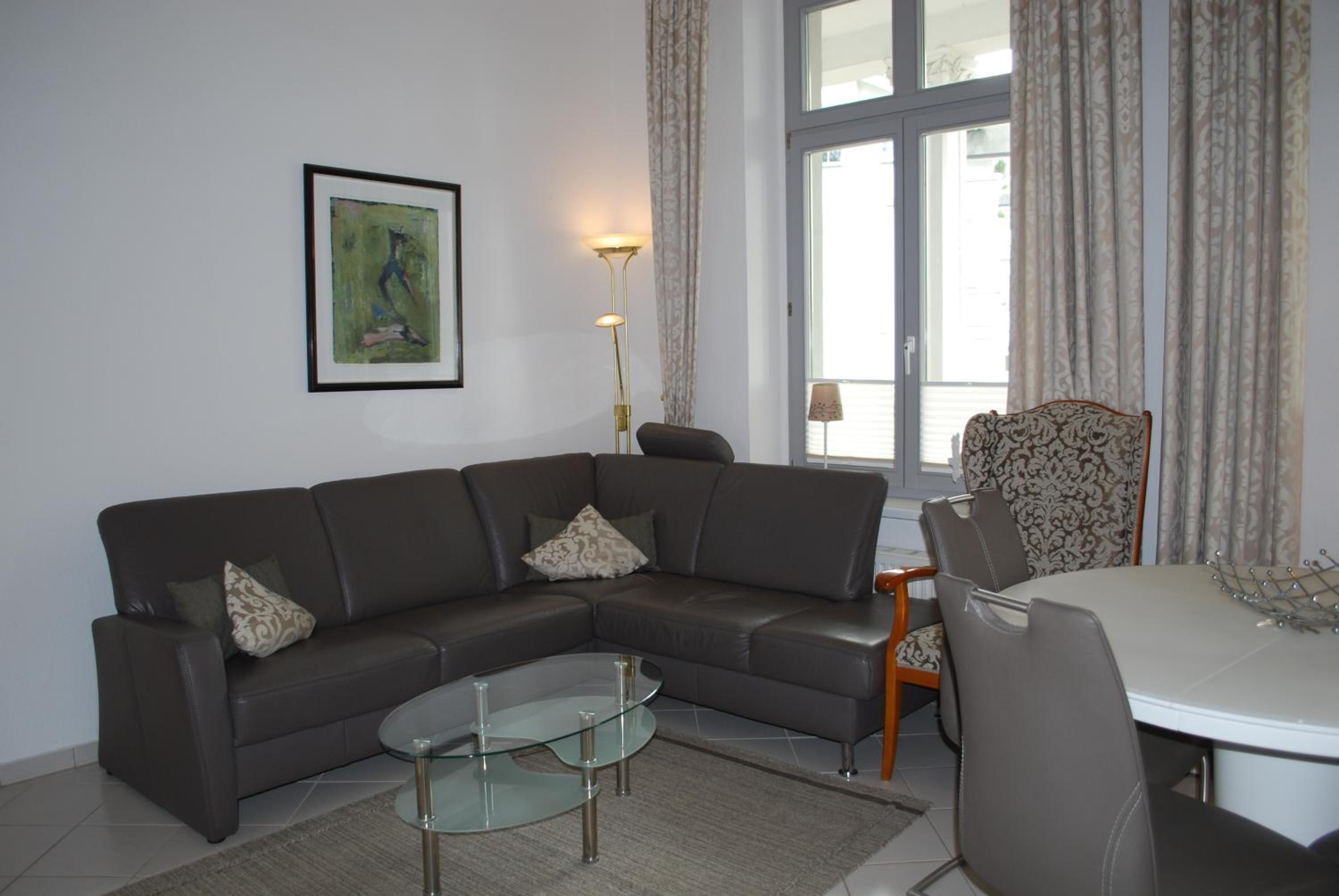 Villa-Schering-App-EG-links