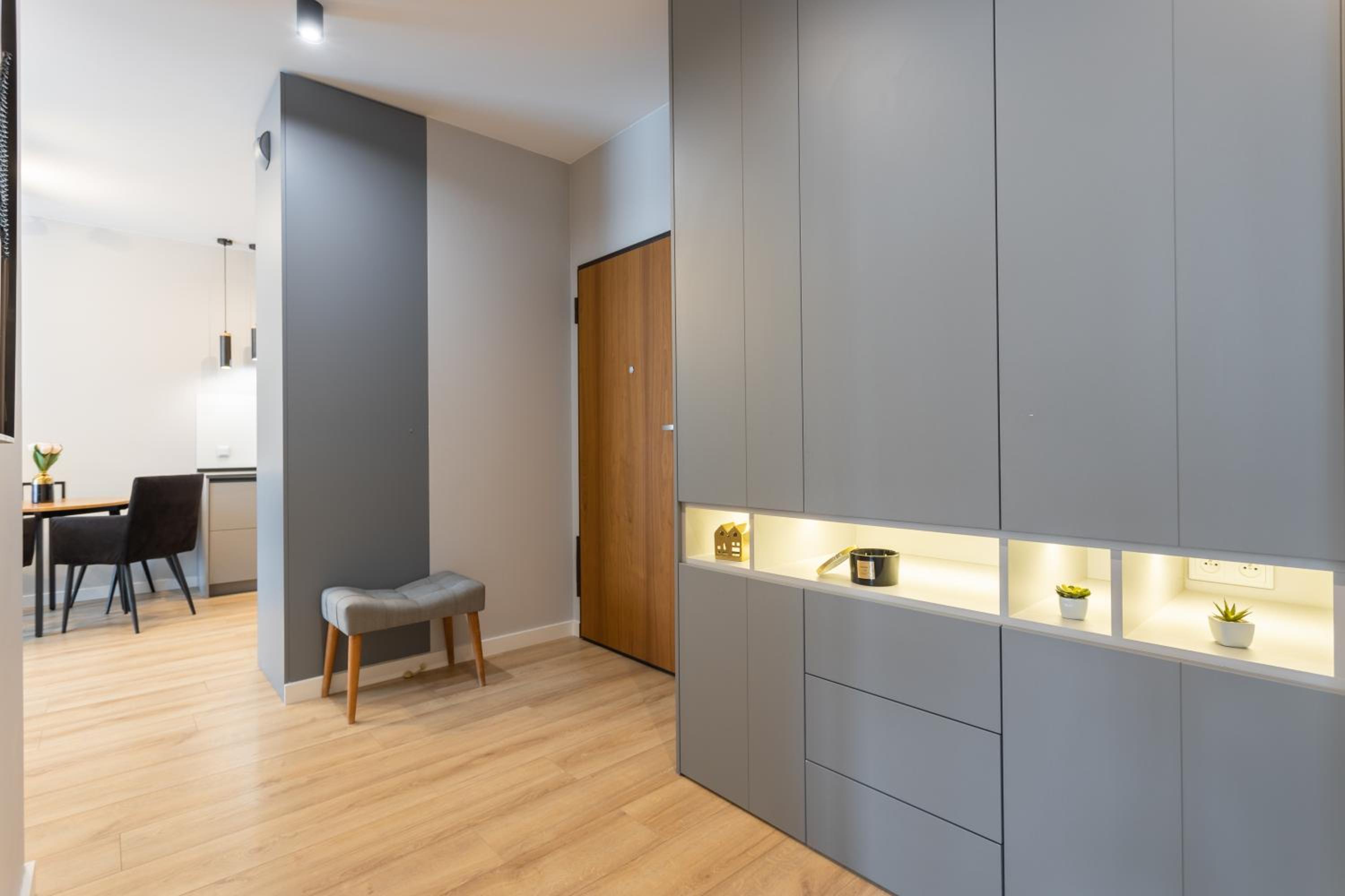 Golden Apartments Warsaw - Luxury Building, Rooftop Terrace, Sienna