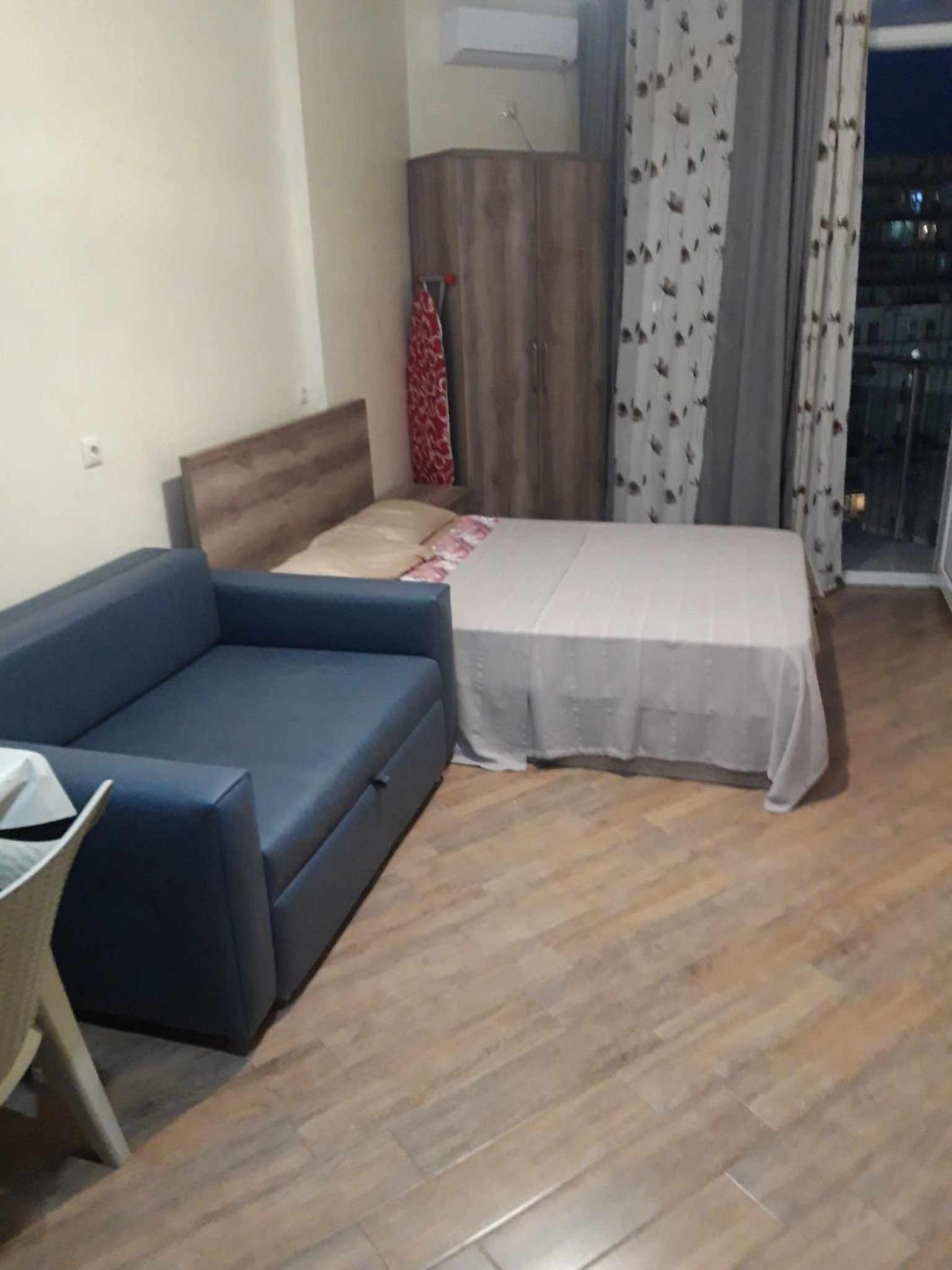Anna Apartment