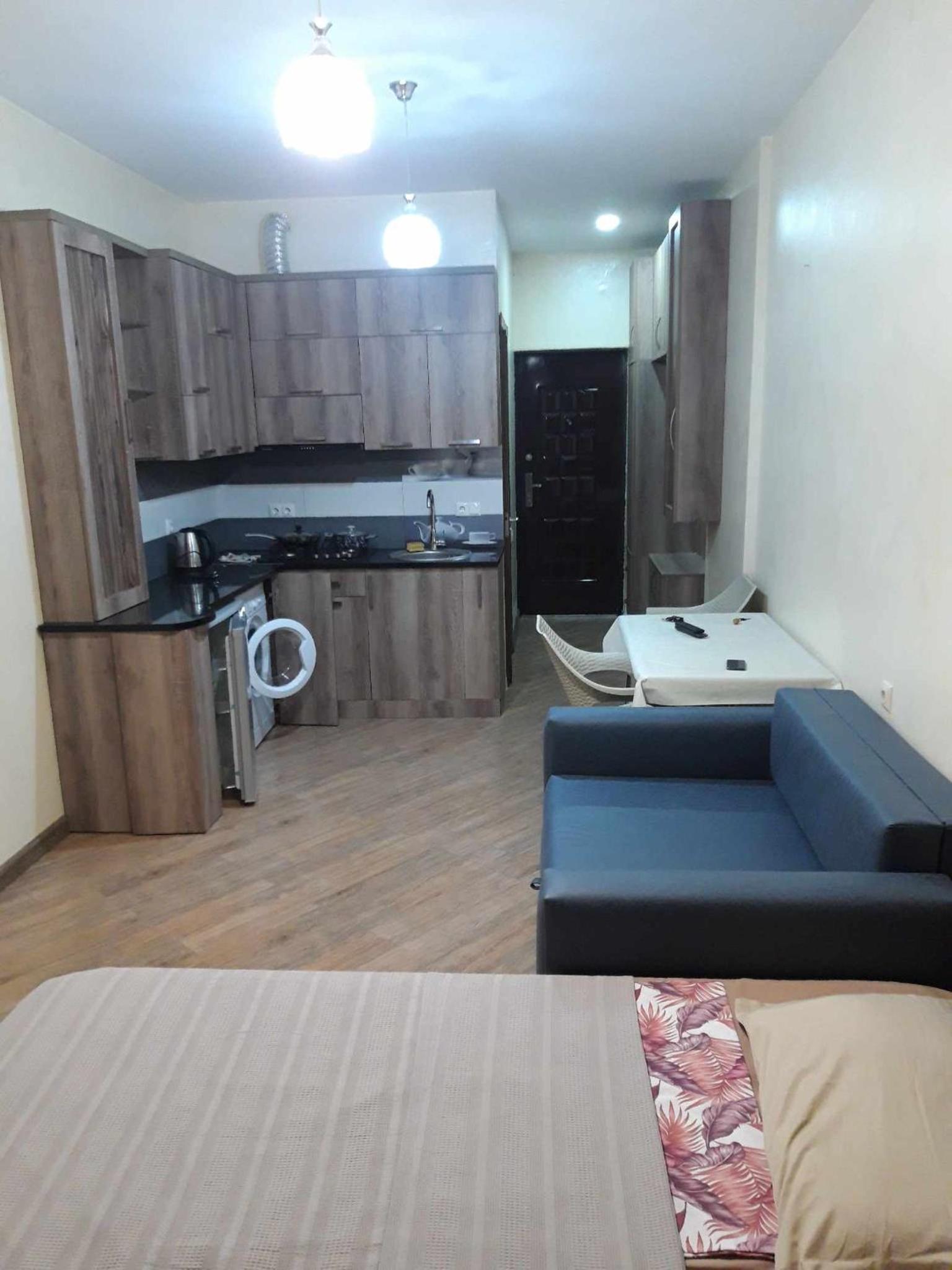 Anna Apartment