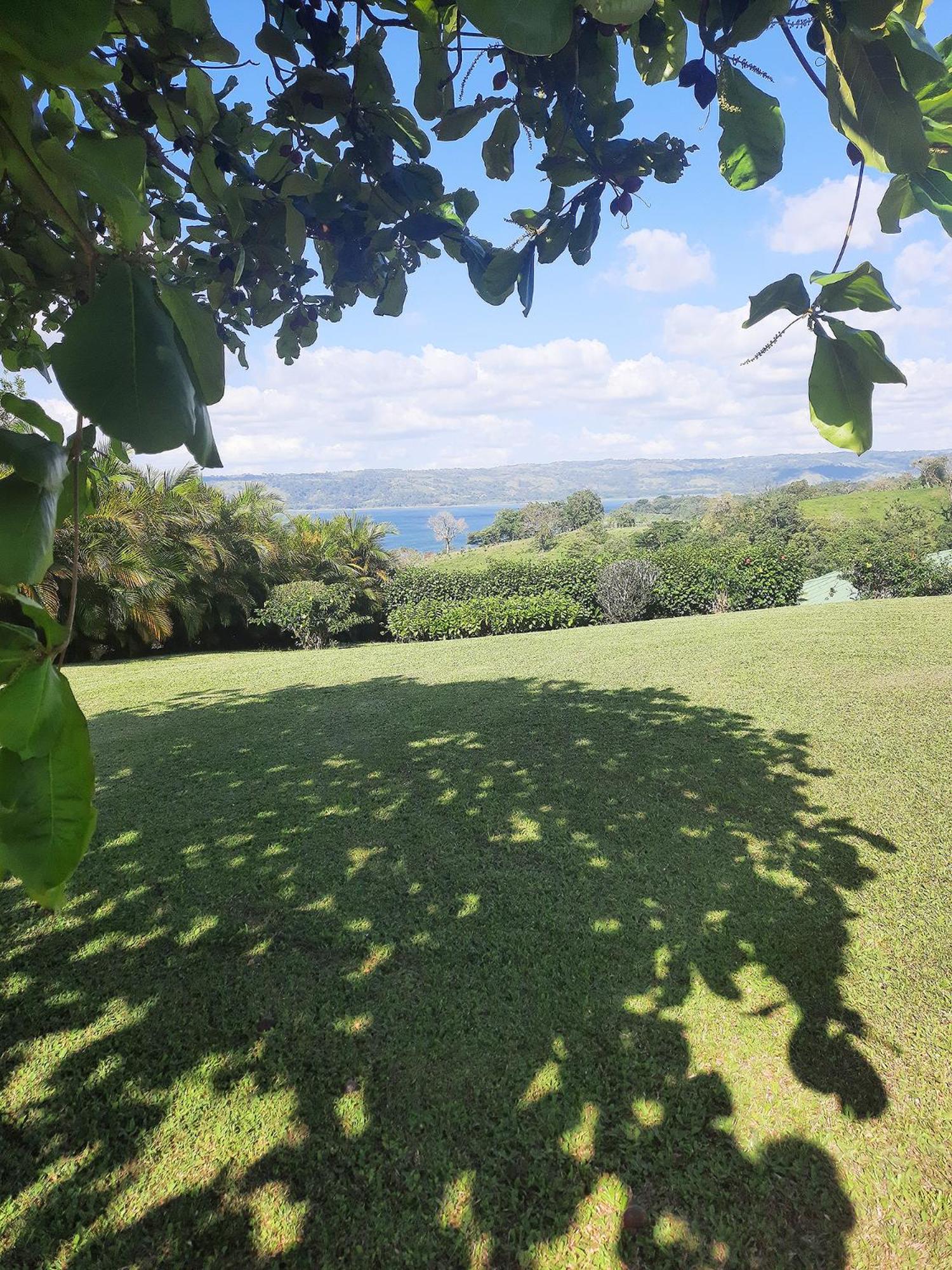 Lakeview Arenal Suite - 2025-2026 Traveller Award Winners