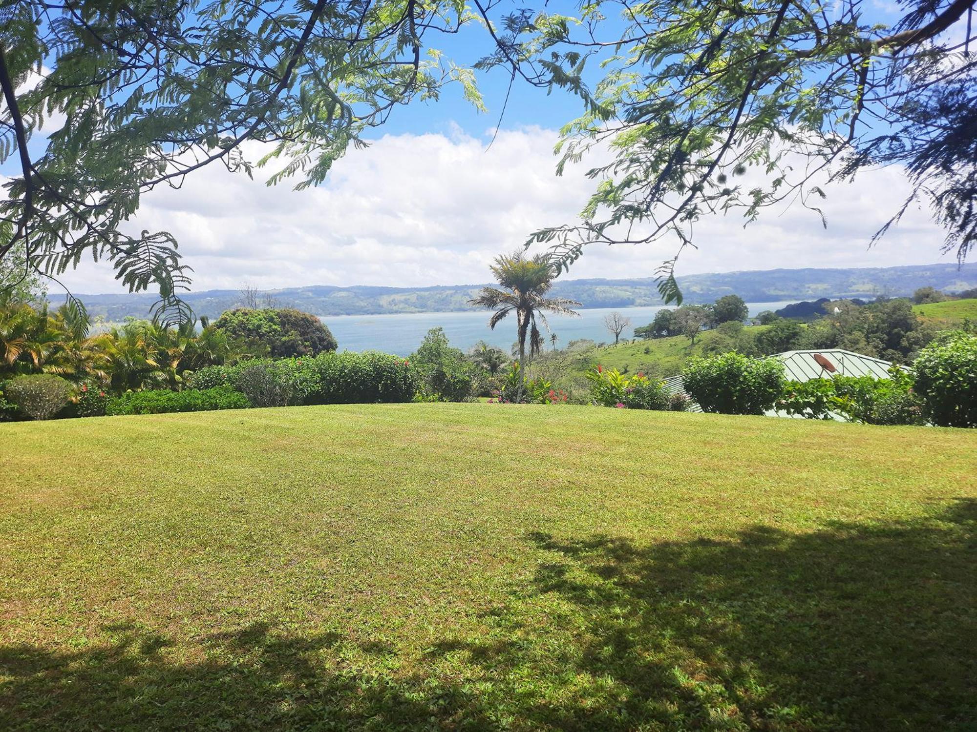 Lakeview Arenal Suite - 2025-2026 Traveller Award Winners