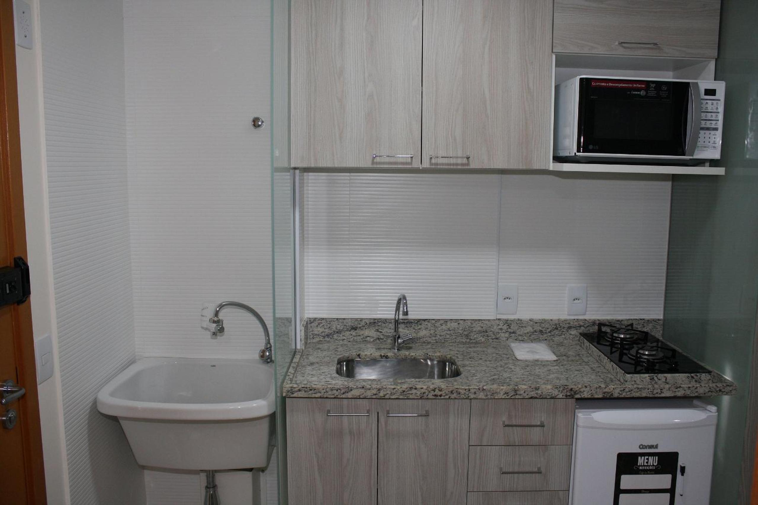 Flat Noroeste Square by CentoEdez
