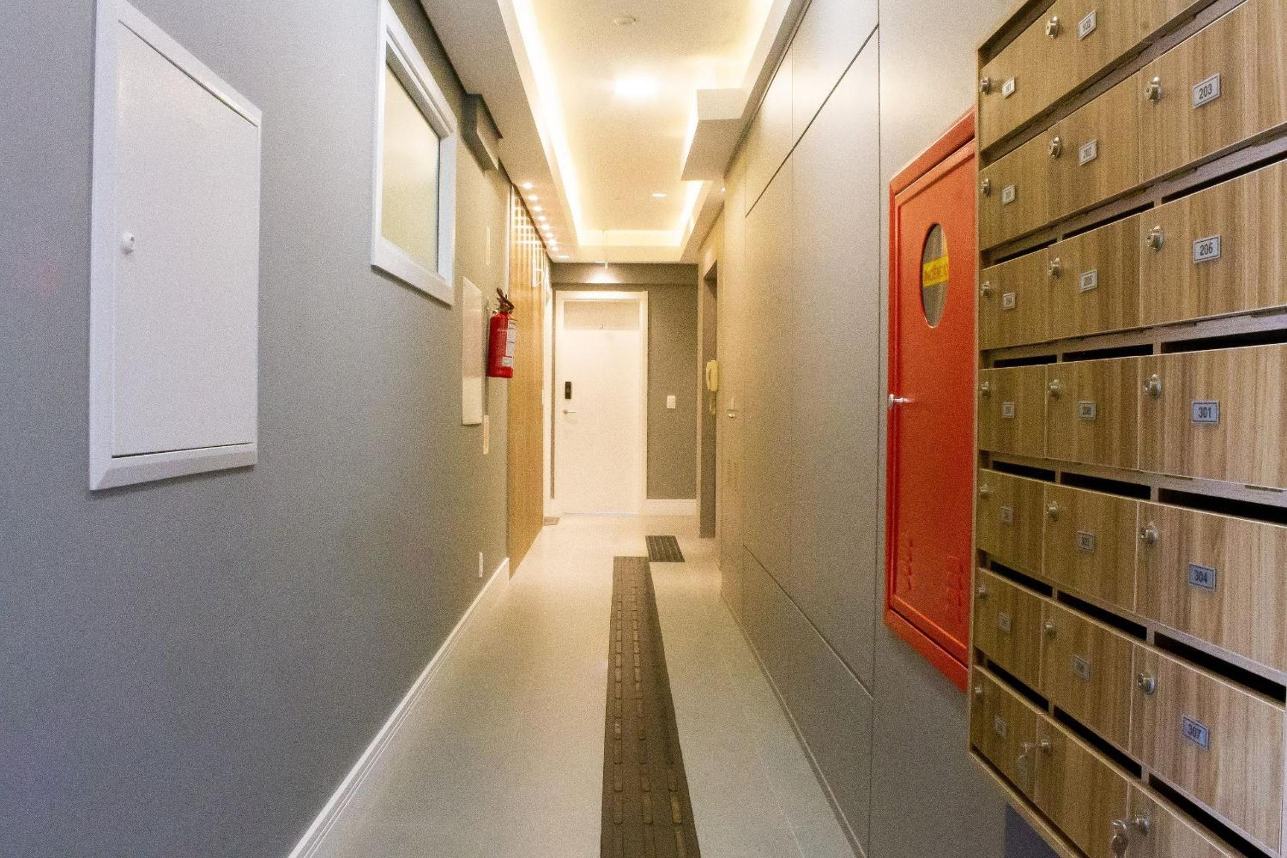 Modern apartment with pool and barbecue CRR201