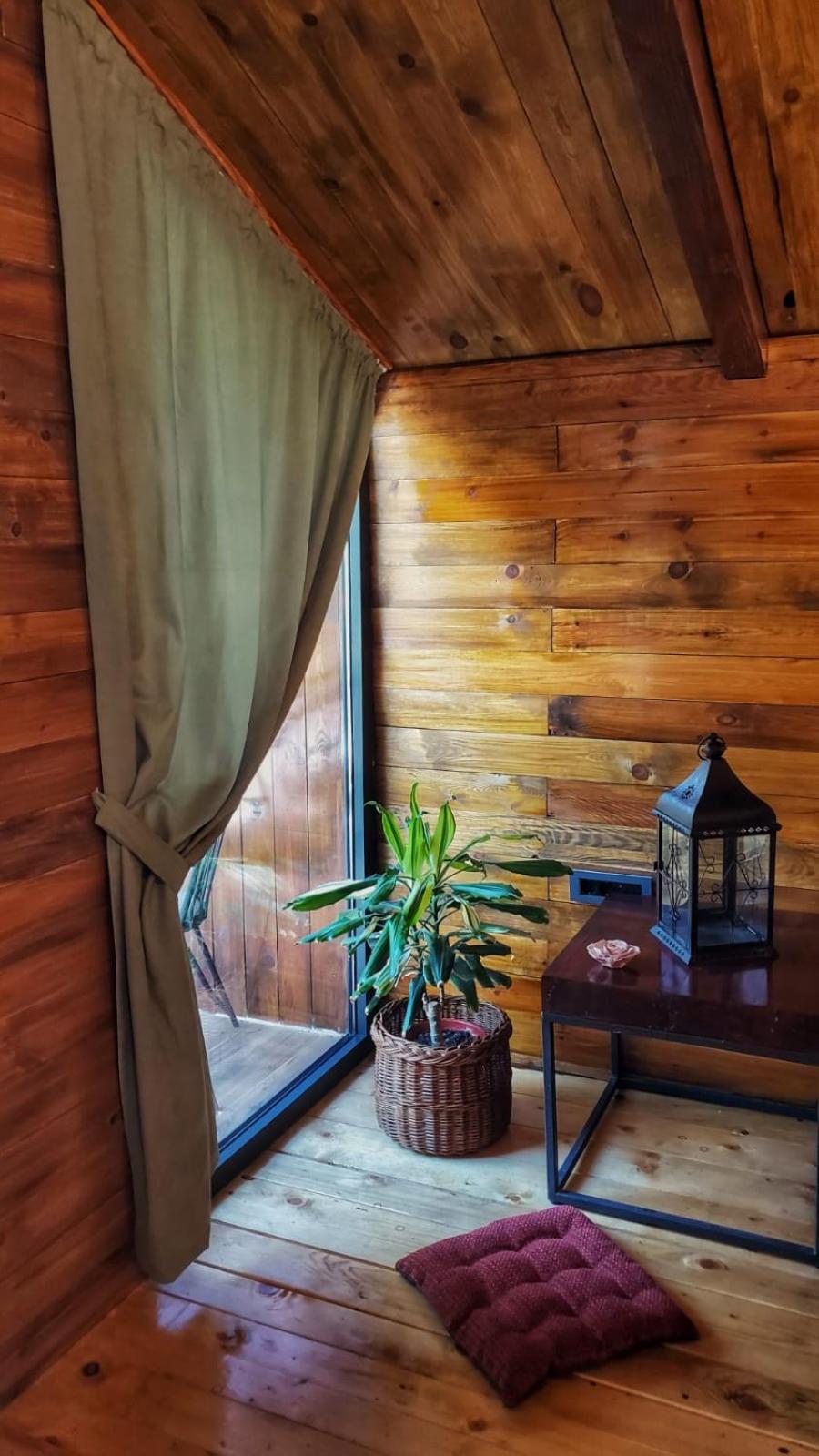 Coratina Cottage