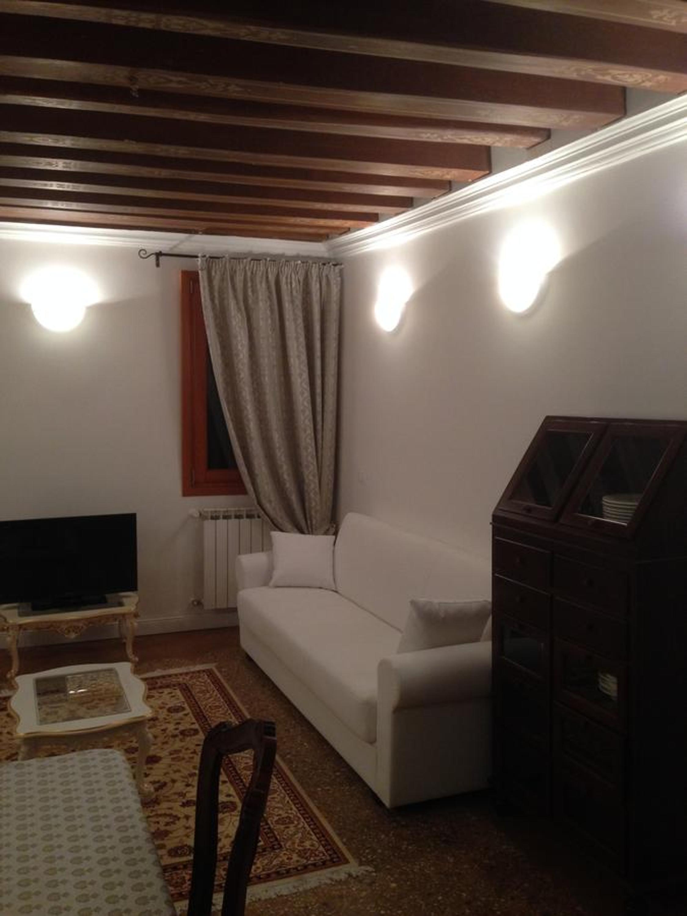 Venice Romantic Home