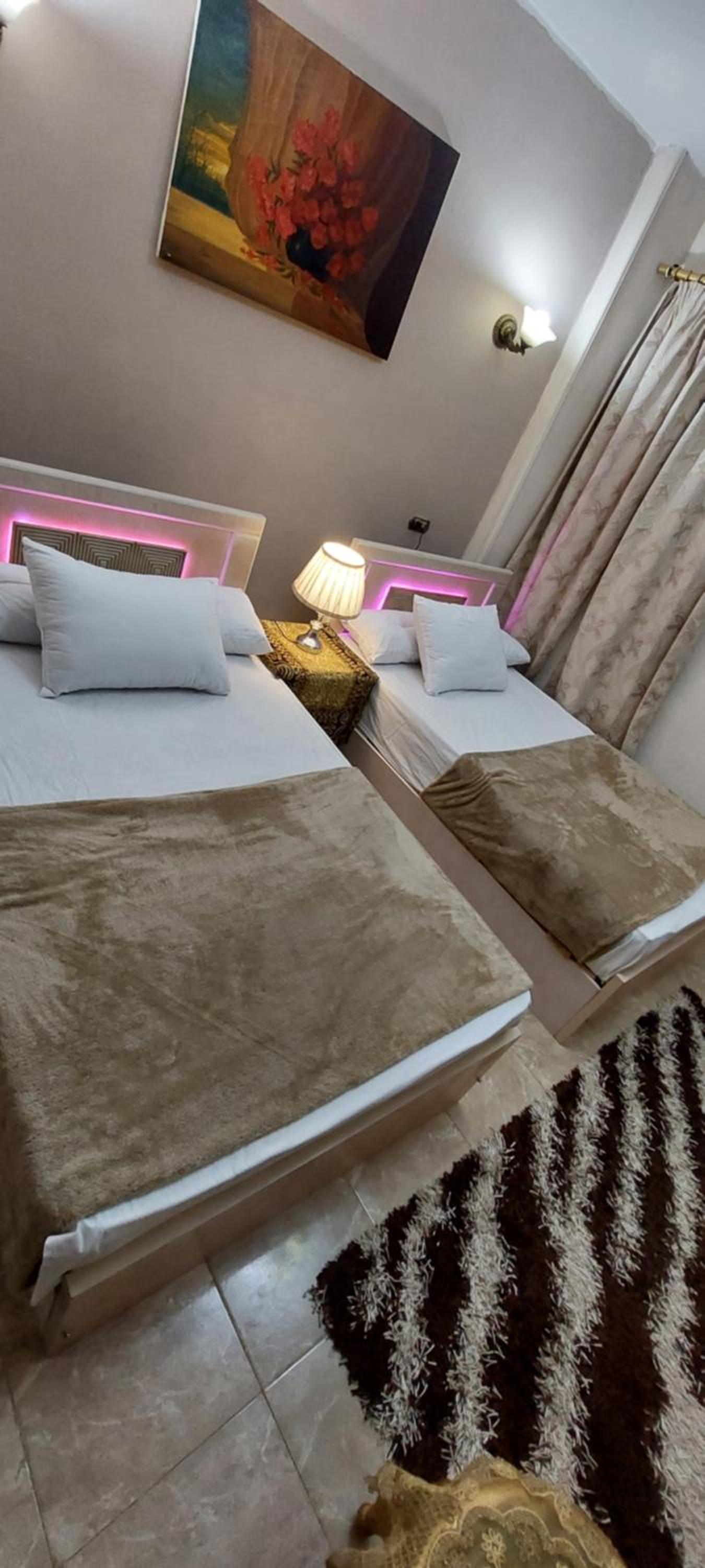 pyramid Giza city inn