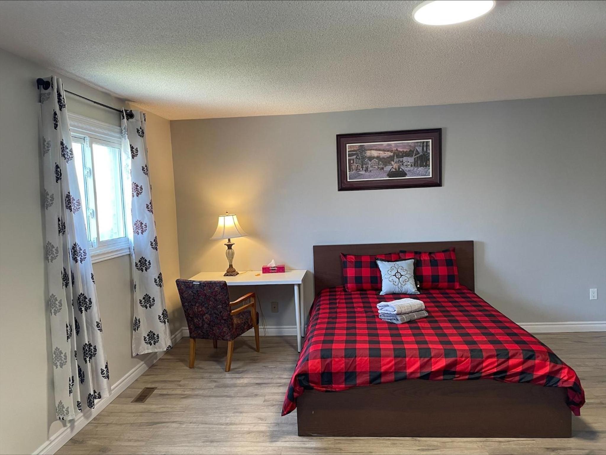 BHF Near College & Hosp Self-Service Check-in So Fast Net Free Parking In Barrie
