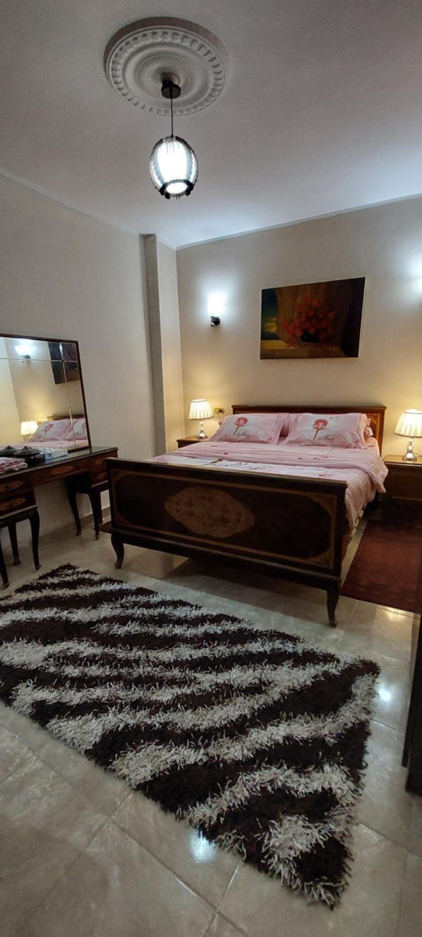 pyramid Giza city inn