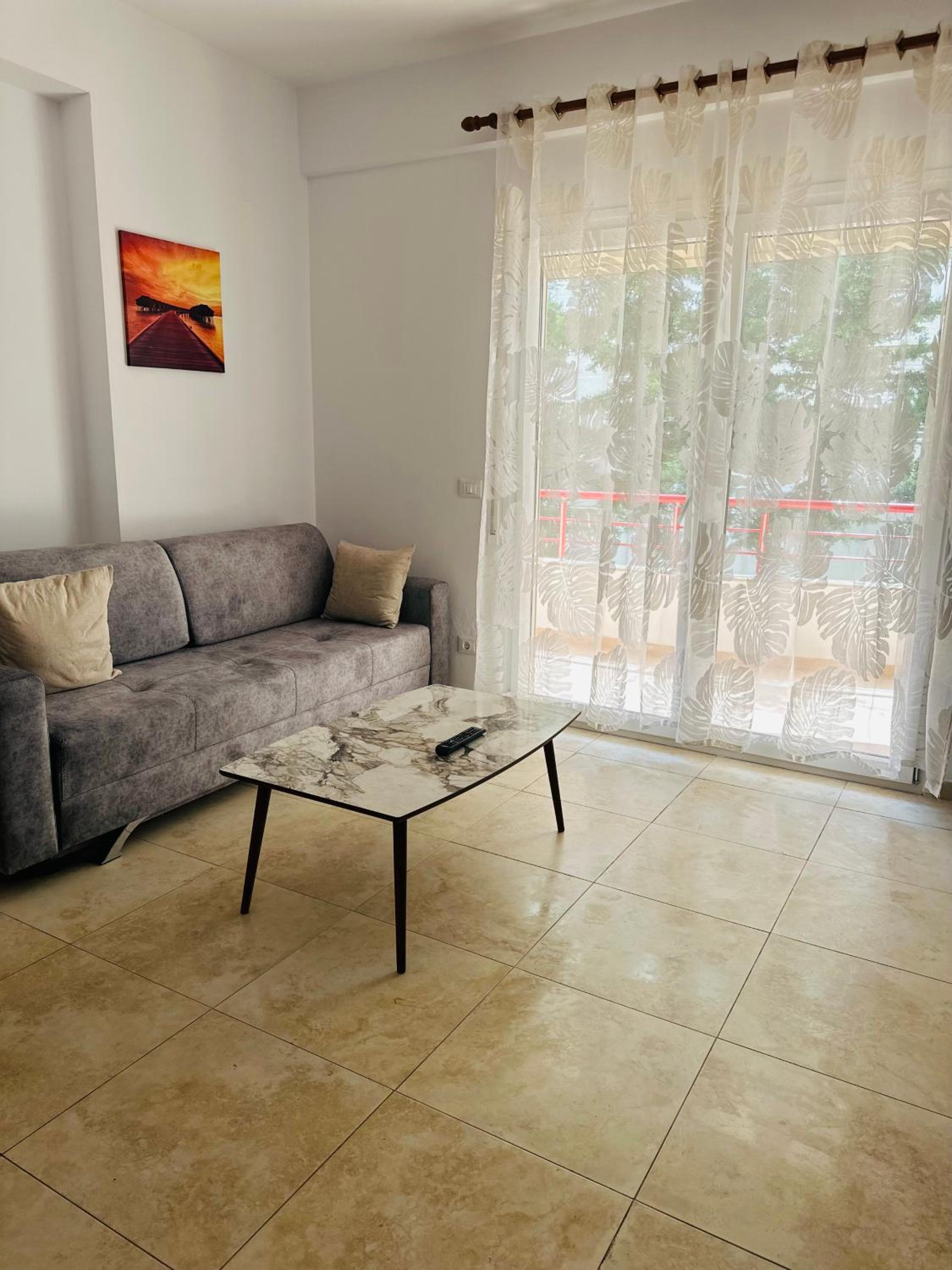 Sunflower apartment