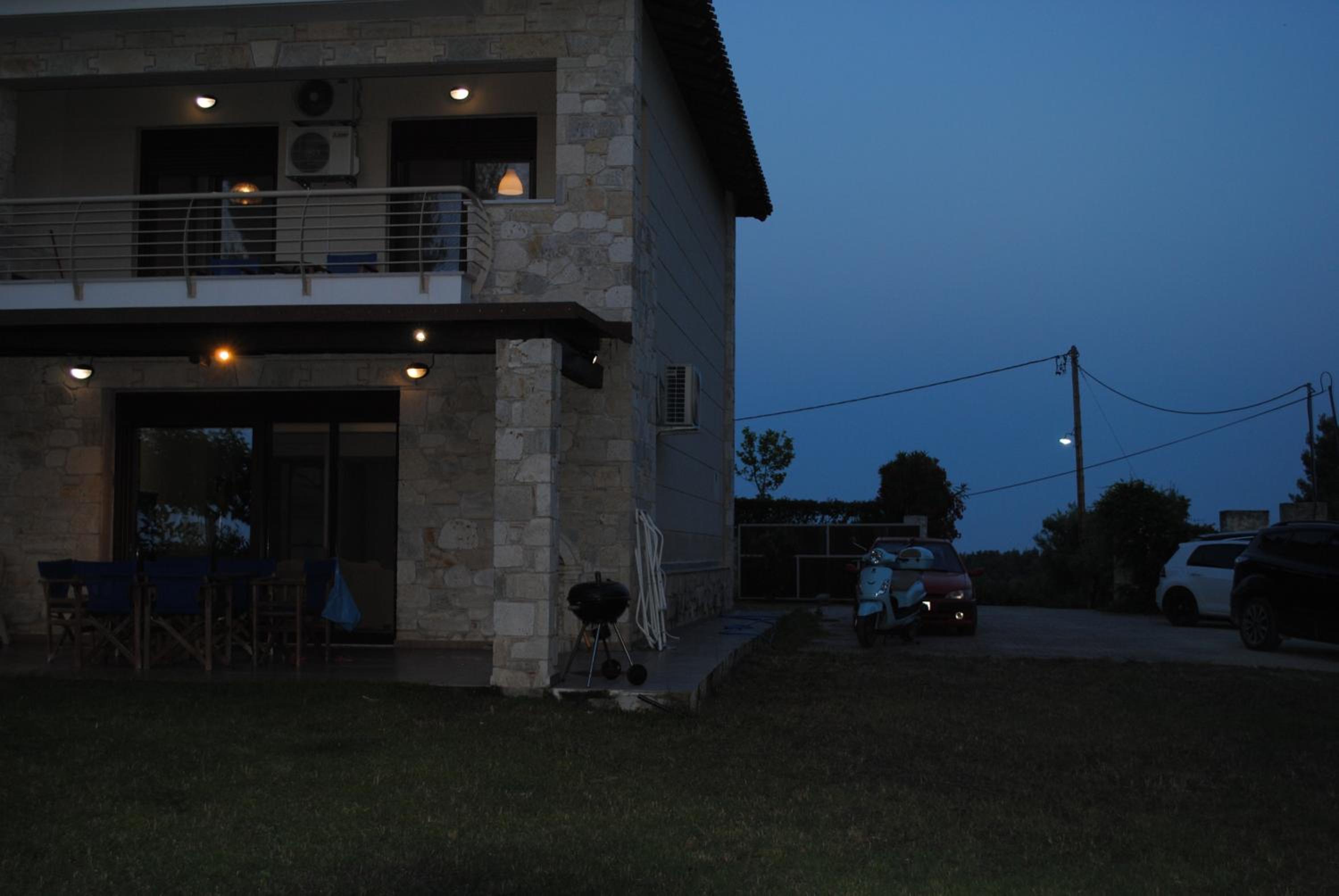 Photo 52
