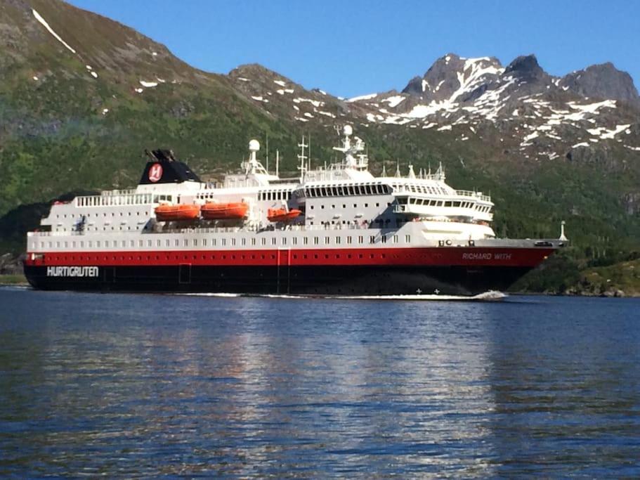 Lofoten and Vesterålen Kveldro