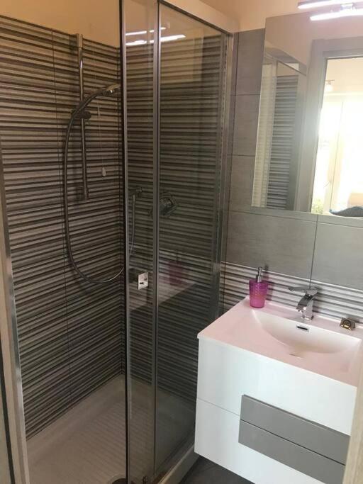 Premium apartment photo 4