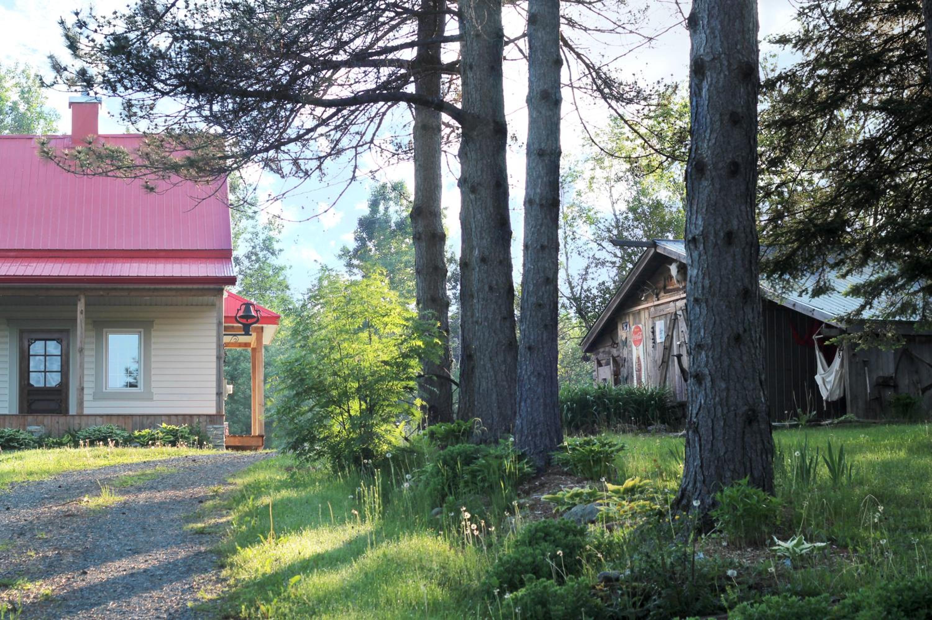 Villa au toit rouge - Massif du Sud
