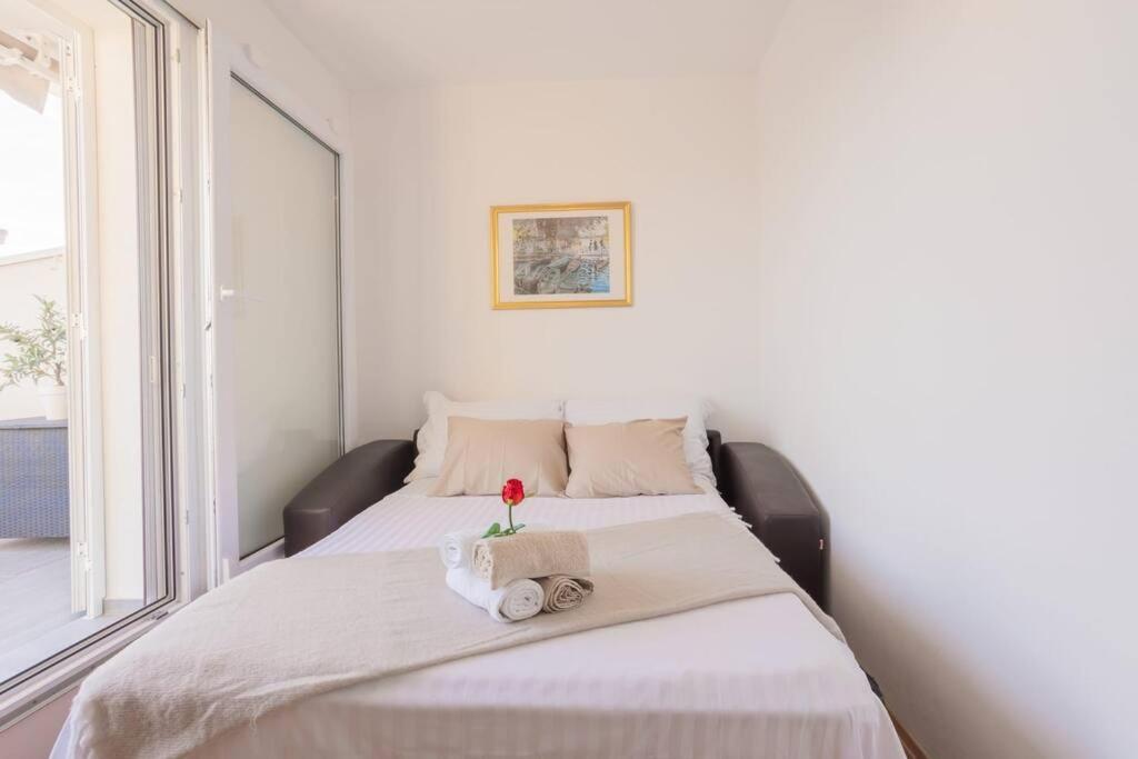 DELUX Penthouse F. with view on beach in the Split view 5